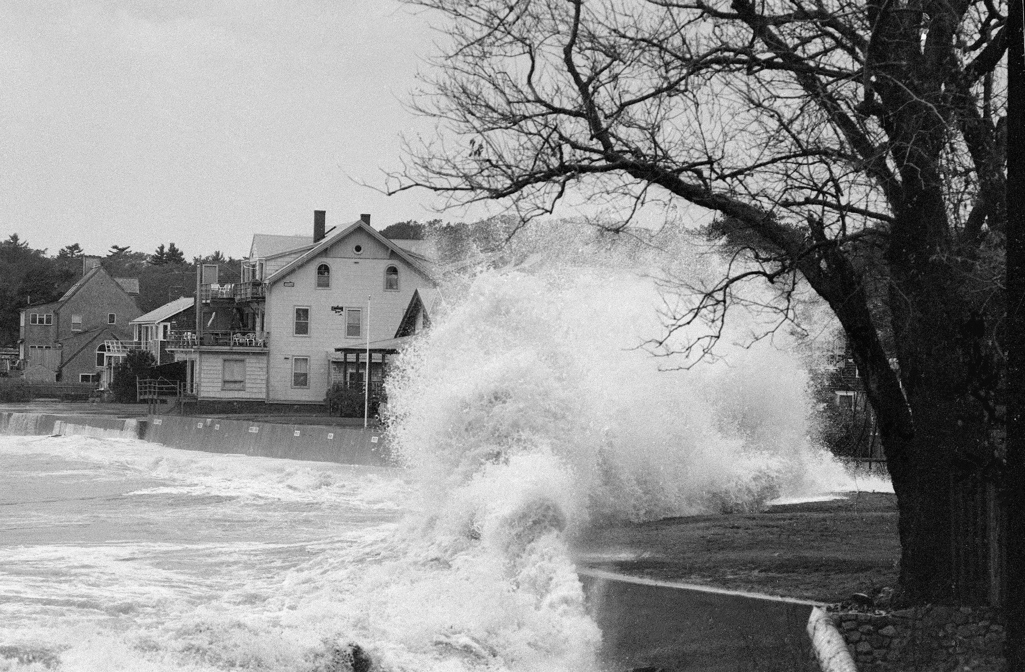 25 Years After: The Perfect Storm - Image 15