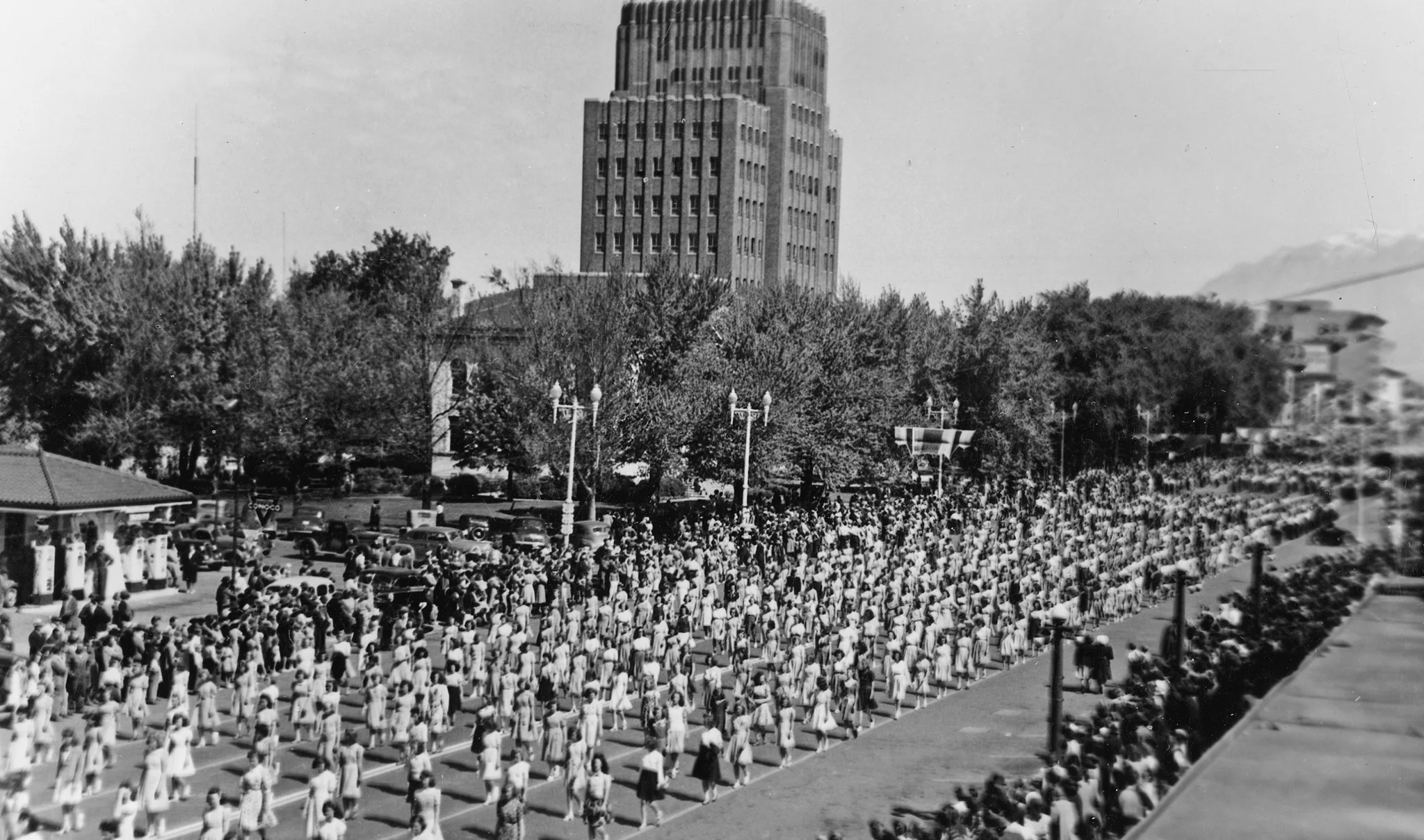 A Pictorial History of 1940-1975: Weber & Davis Counties, Utah - Image 7