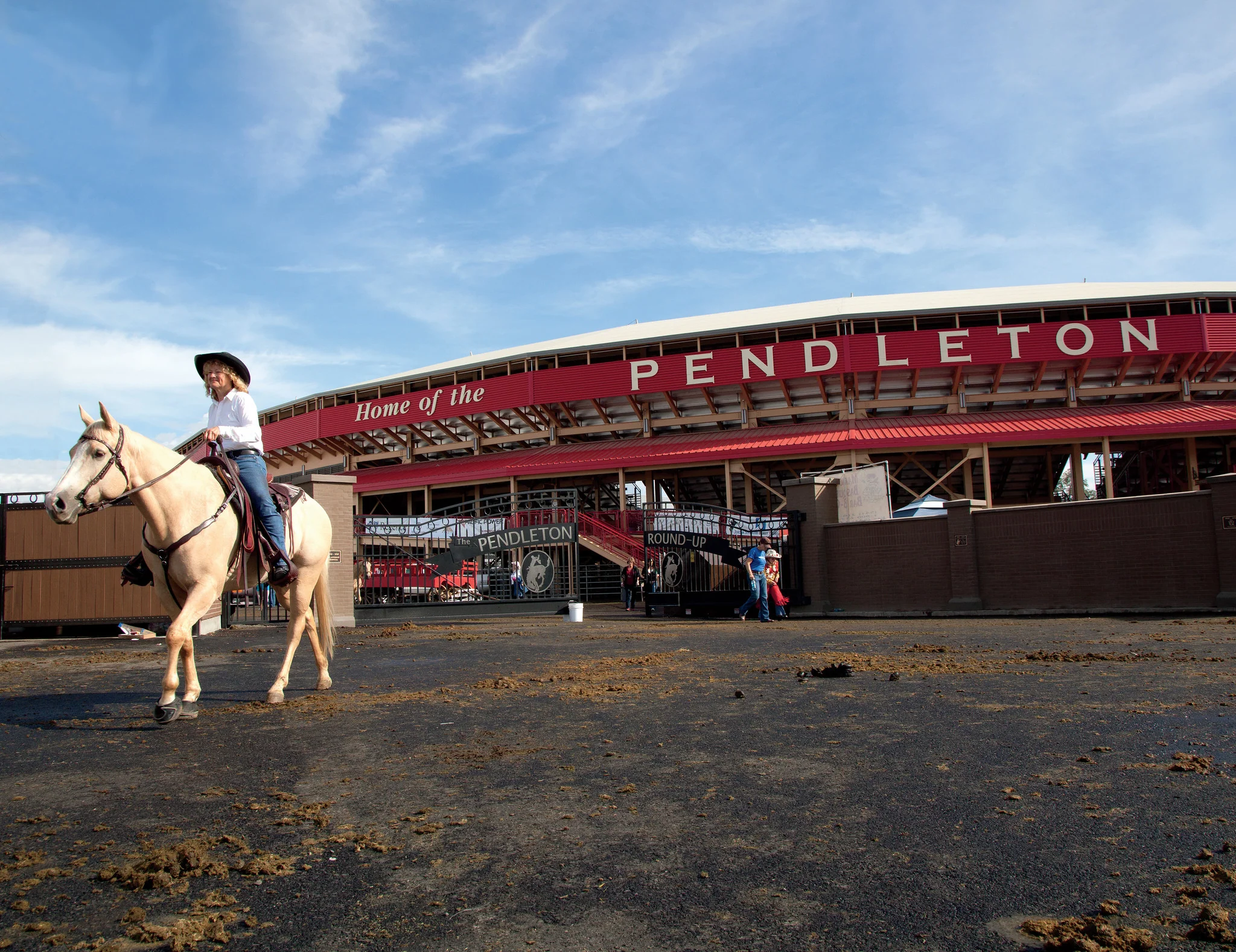 A Rodeo to Remember: The Centennial Pendleton Round-Up in Photos - Image 11