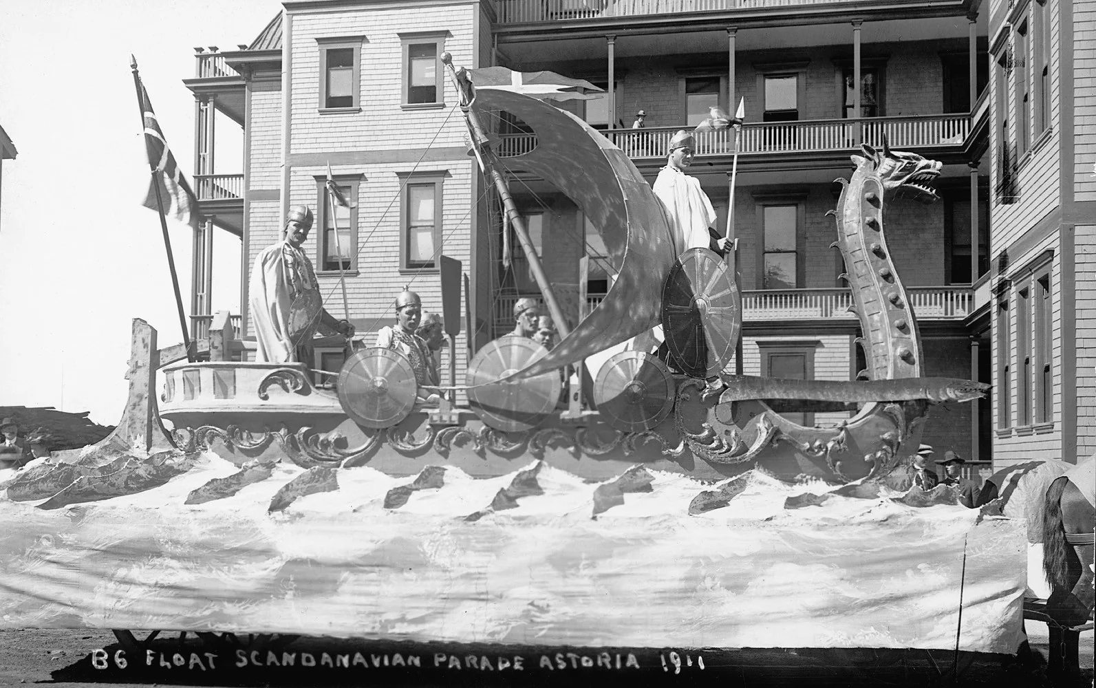 A Pictorial History of: Astoria: The Early Years - Second Edition - Image 2