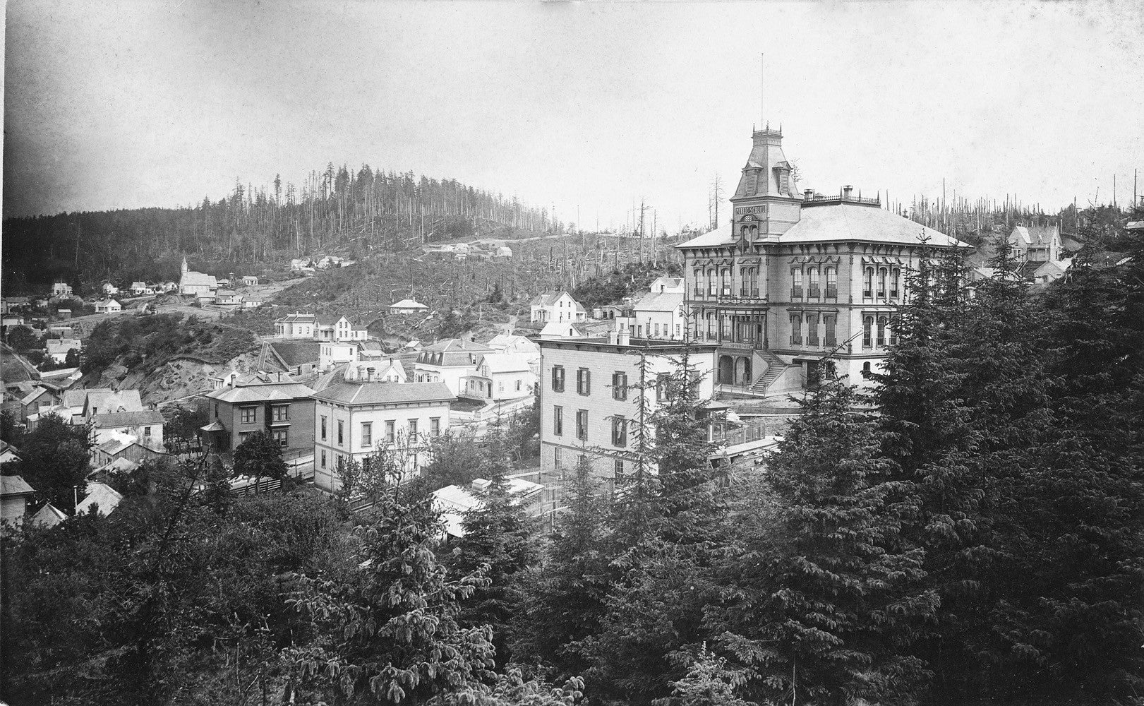 A Pictorial History of: Astoria: The Early Years - Second Edition - Image 7