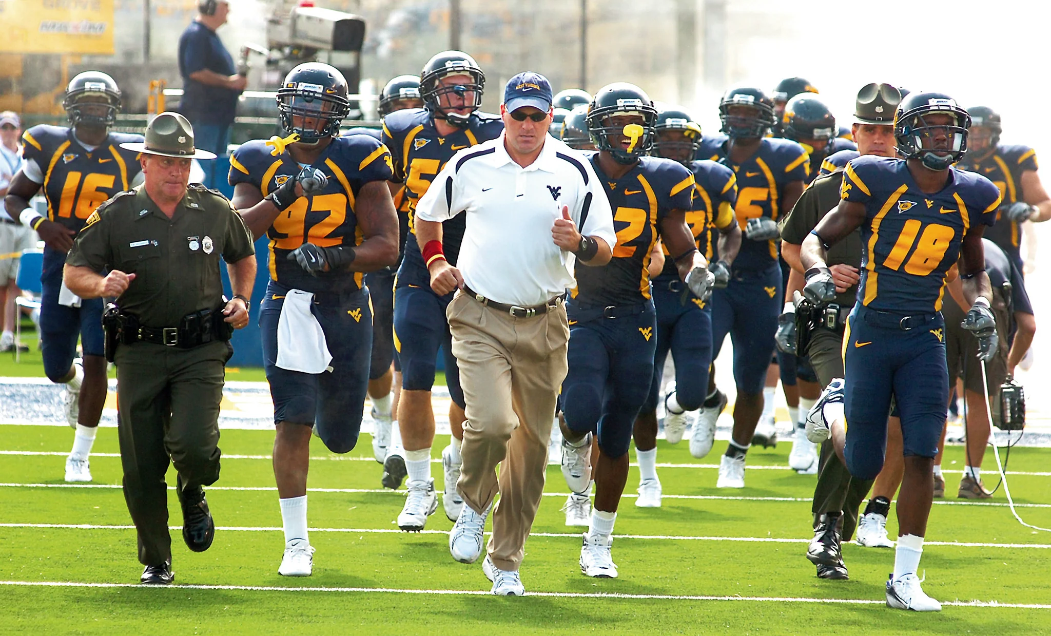 BELIEVE: The Story of the 2007 West Virginia Mountaineers Football Team - Image 5