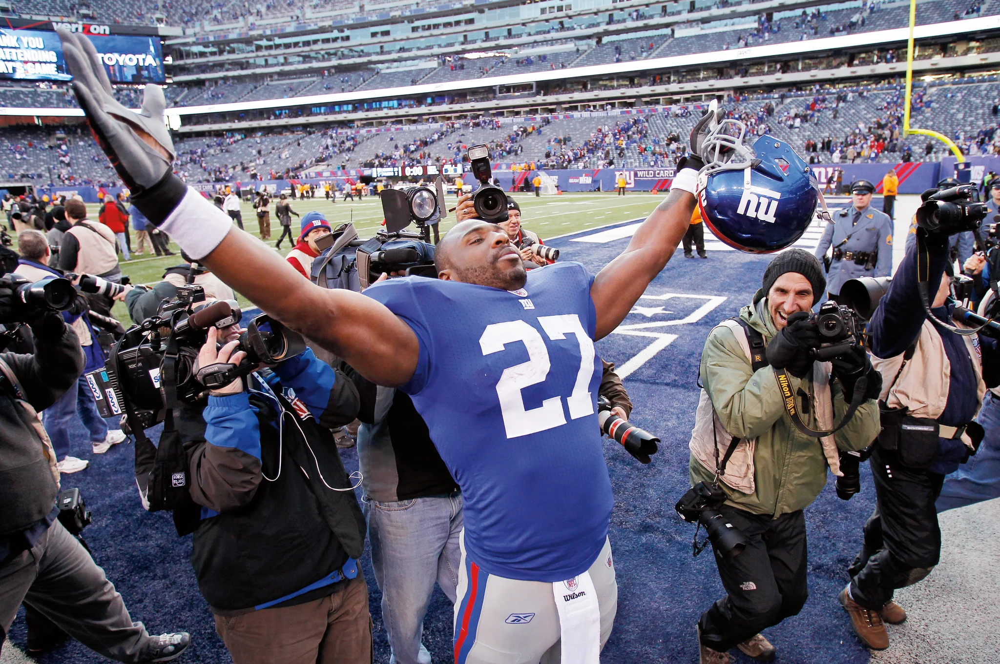 Blue Heaven: The New York Giants Incredible Run to the NFL Championship - Image 7