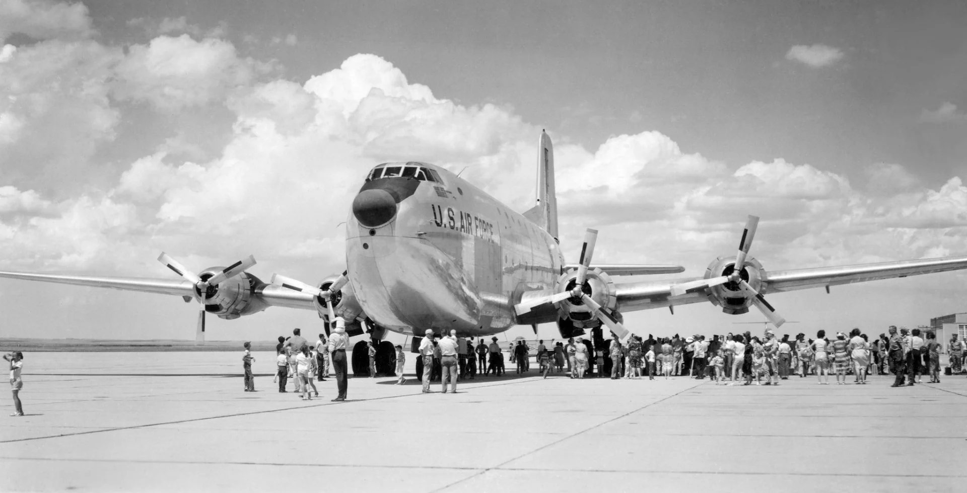 Volume Two: Casper Memories: The 1940s, 1950s and 1960s - Image 11