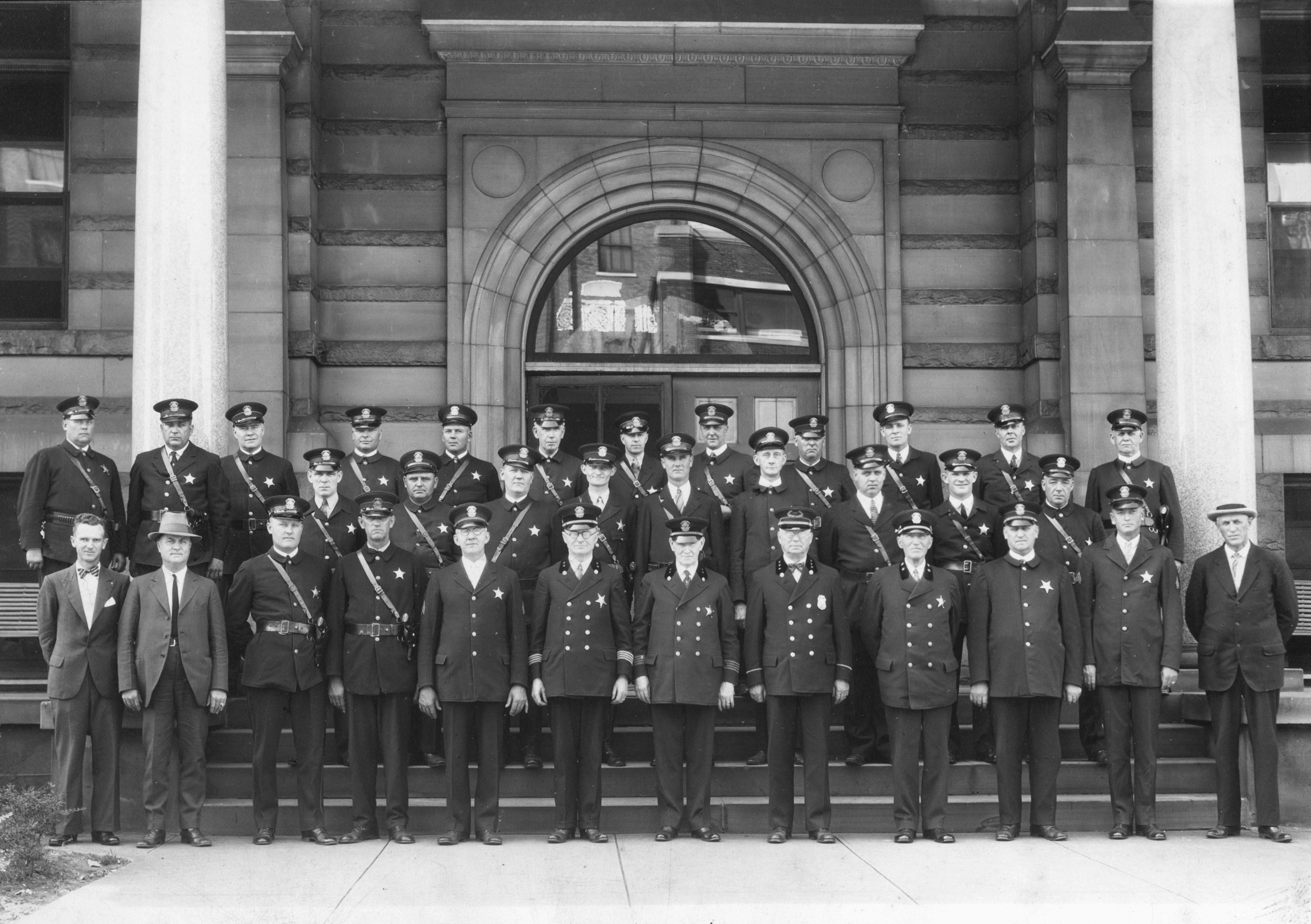 Cedar Valley Memories III: More Than 125 Years of History in Photographs - Image 2