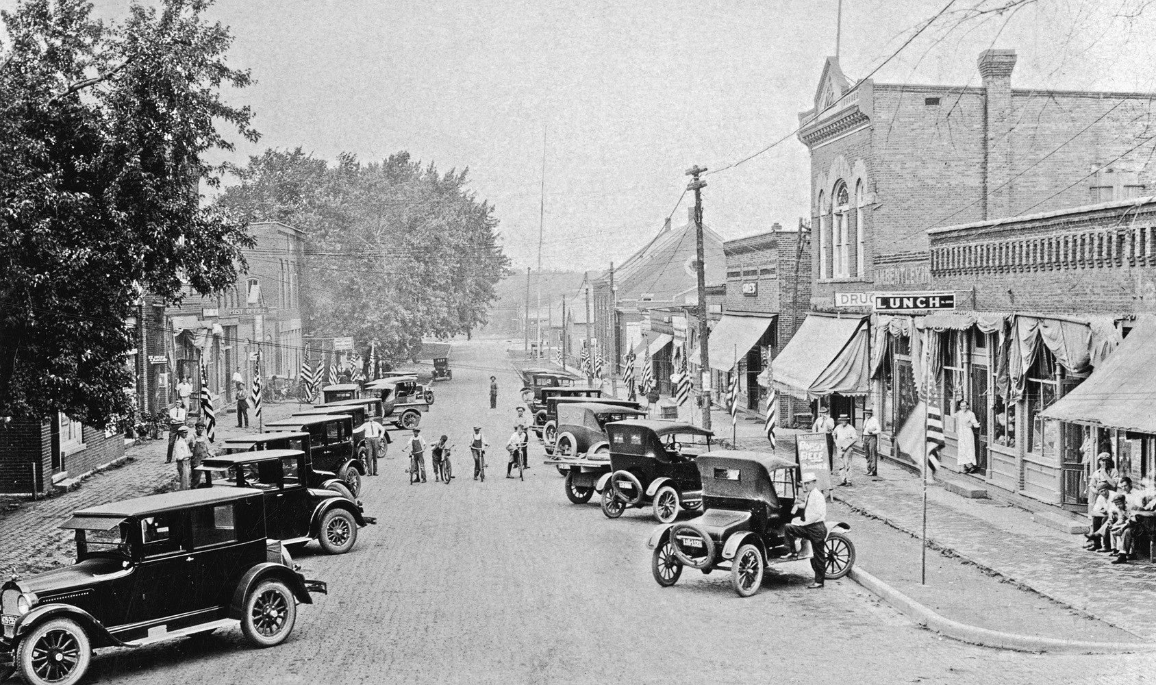 Champaign County  | The Early Years: A Pictorial History from the 1800s through the 1930s - Image 12
