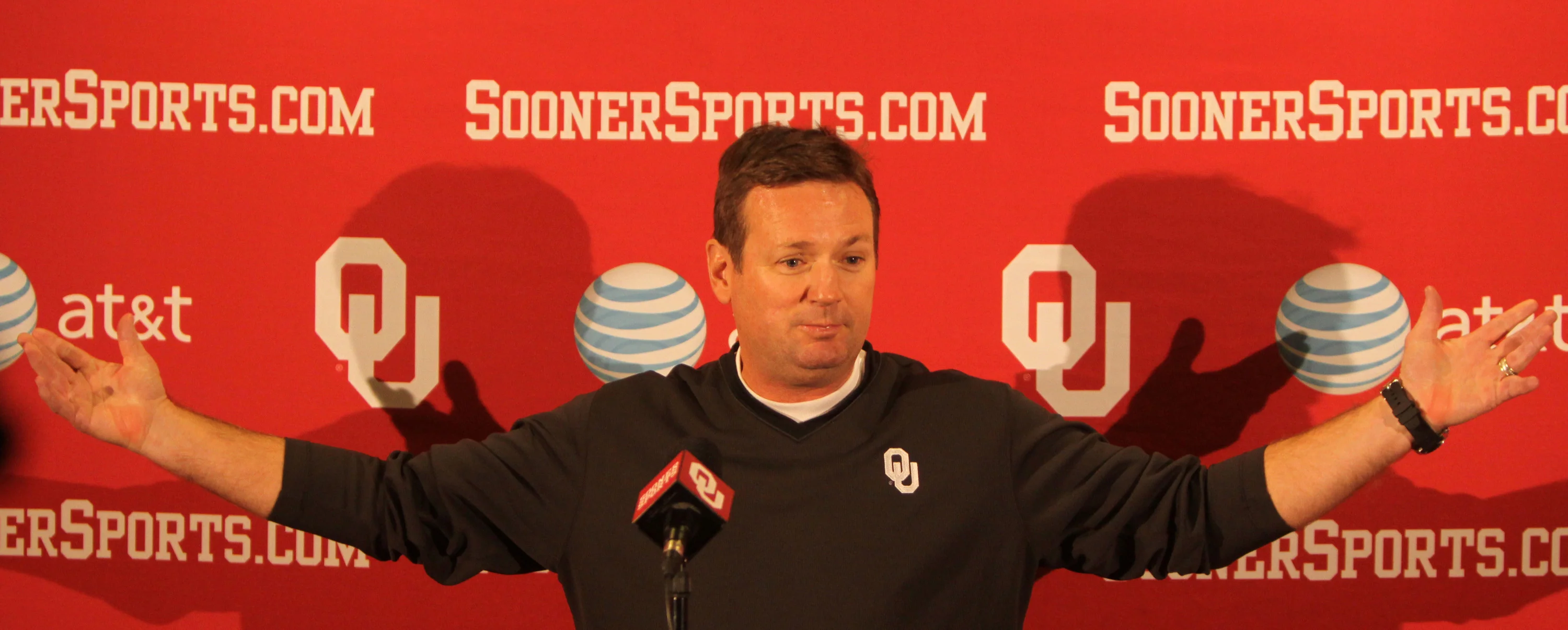Stoops: An Era of Sooner Magic - Image 8