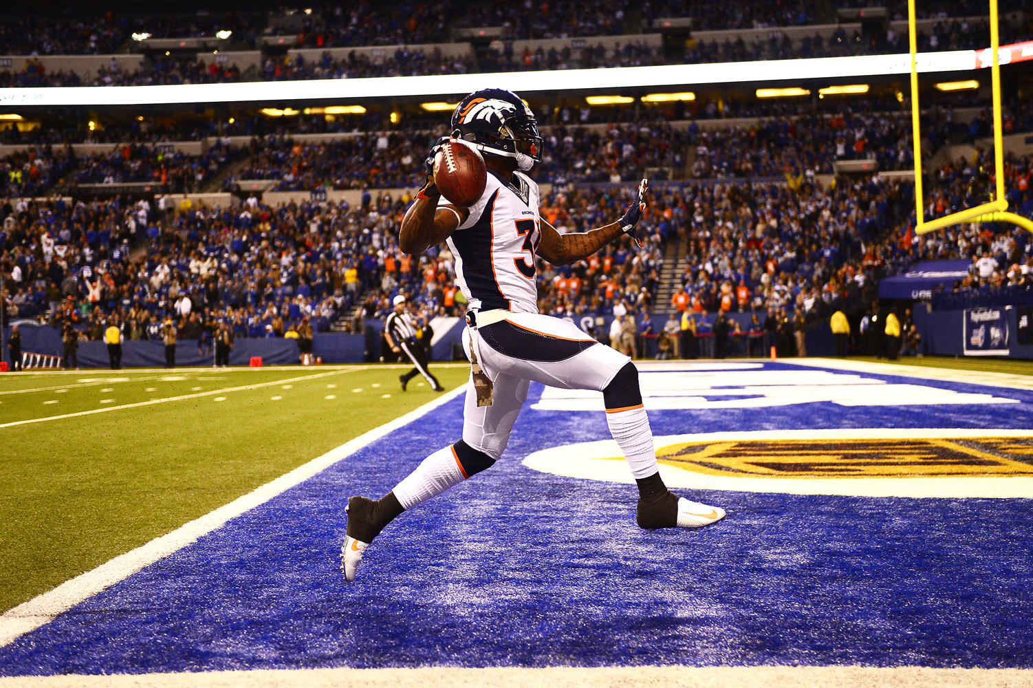 Fight to the Finish: The Denver Broncos' 2015 Championship Season - Image 10