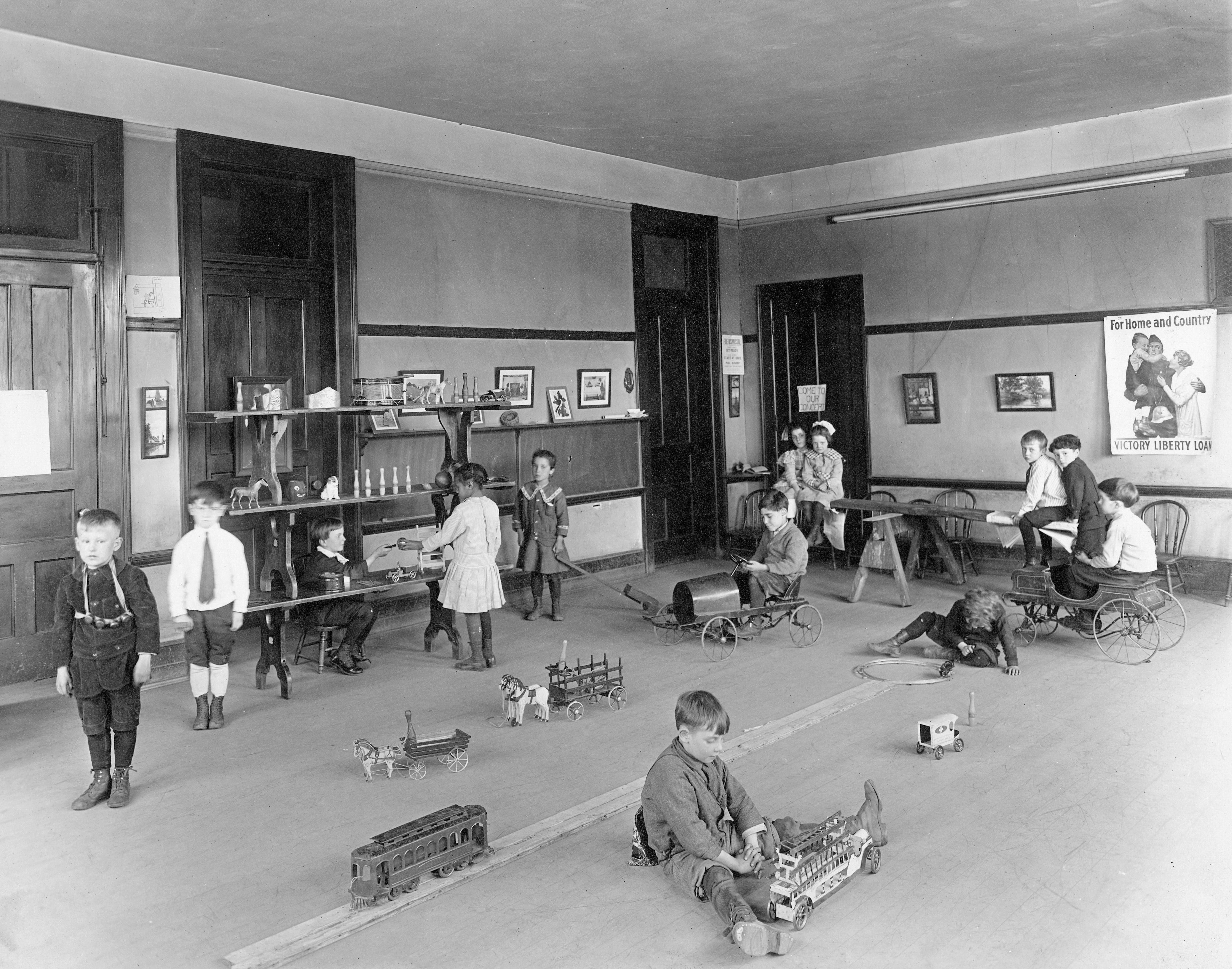 Detroit Memories Volume II: A Pictorial History of the Early Years through the 1940s - Image 11