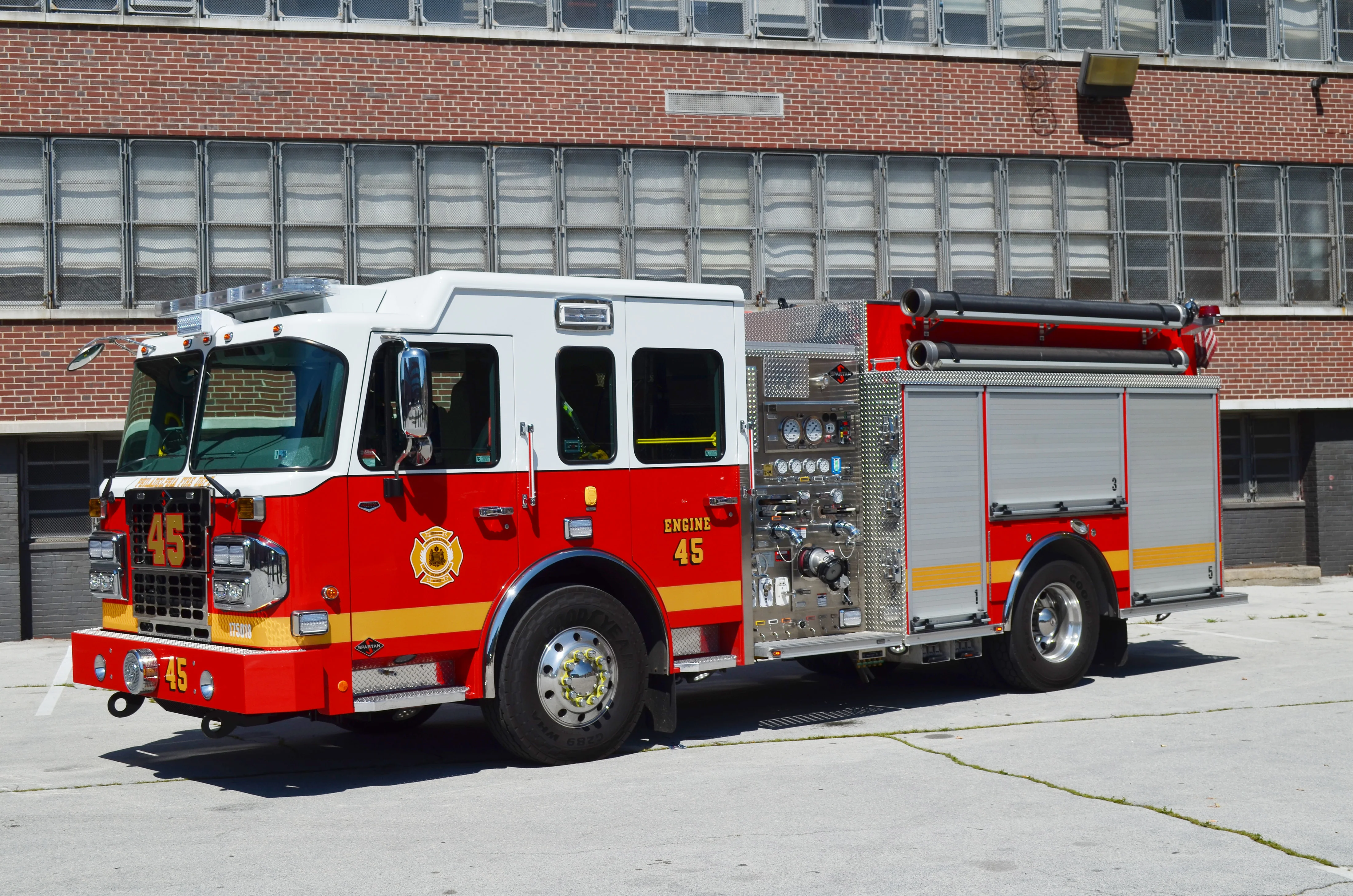 From Horses to Horsepower: A History of Philadelphia's Fire Apparatus 1871 to 2017 - Image 2