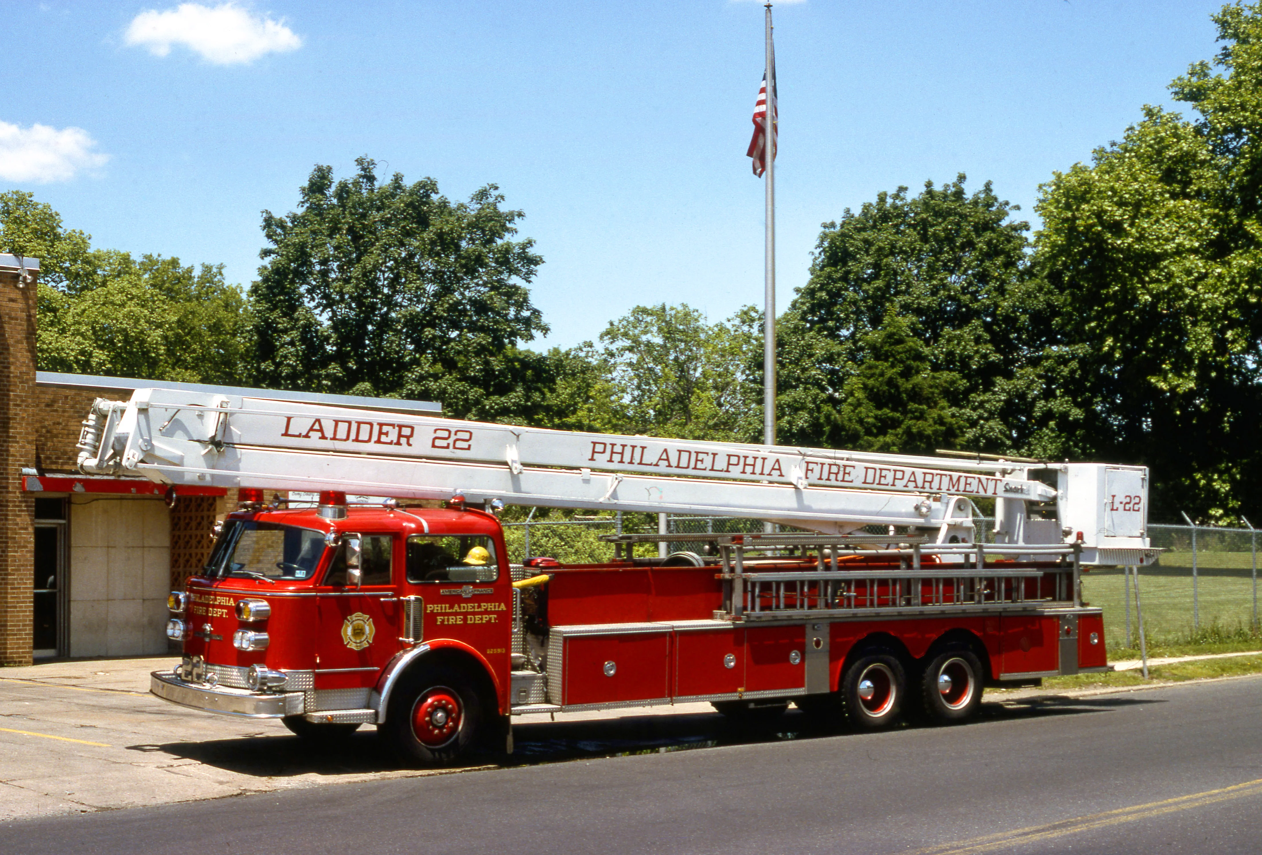 From Horses to Horsepower: A History of Philadelphia's Fire Apparatus 1871 to 2017 - Image 8