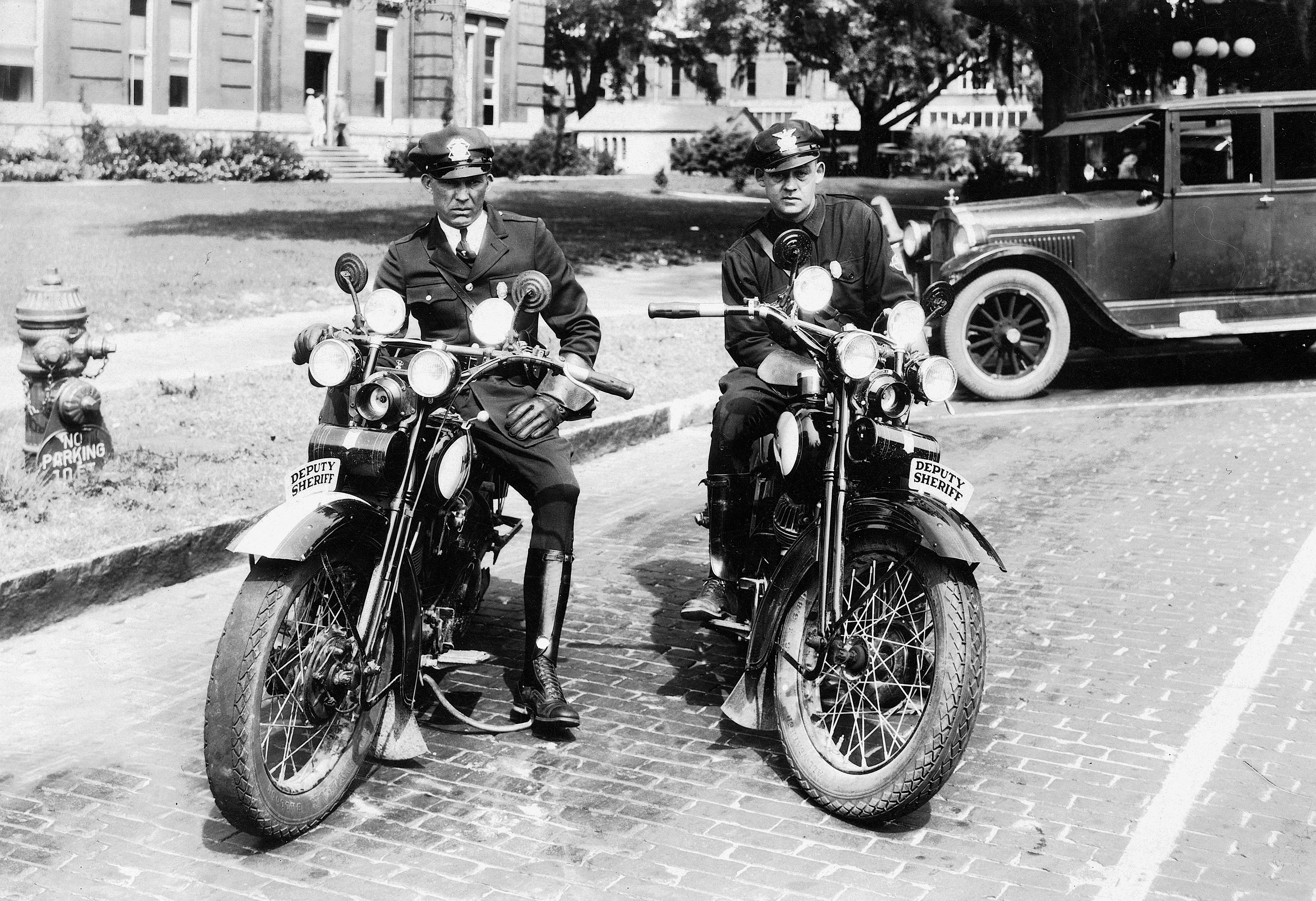 Gainesville Memories: A Photographic History of the Early Years - Image 9