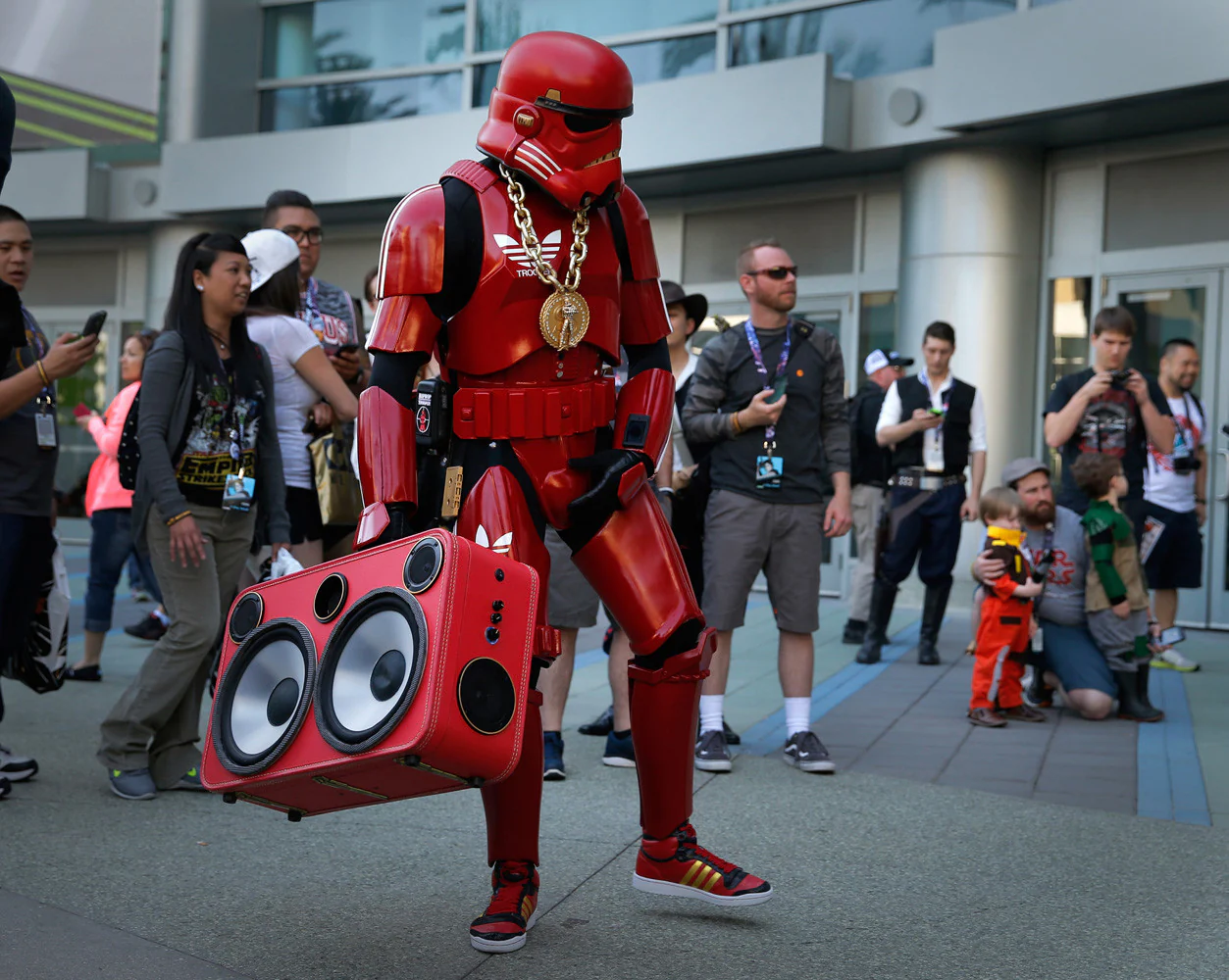 A Galaxy All Their Own: Thirty-Eight Years of Moments, Memories and Fandom Behind the Star Wars Phenomenon - Image 2