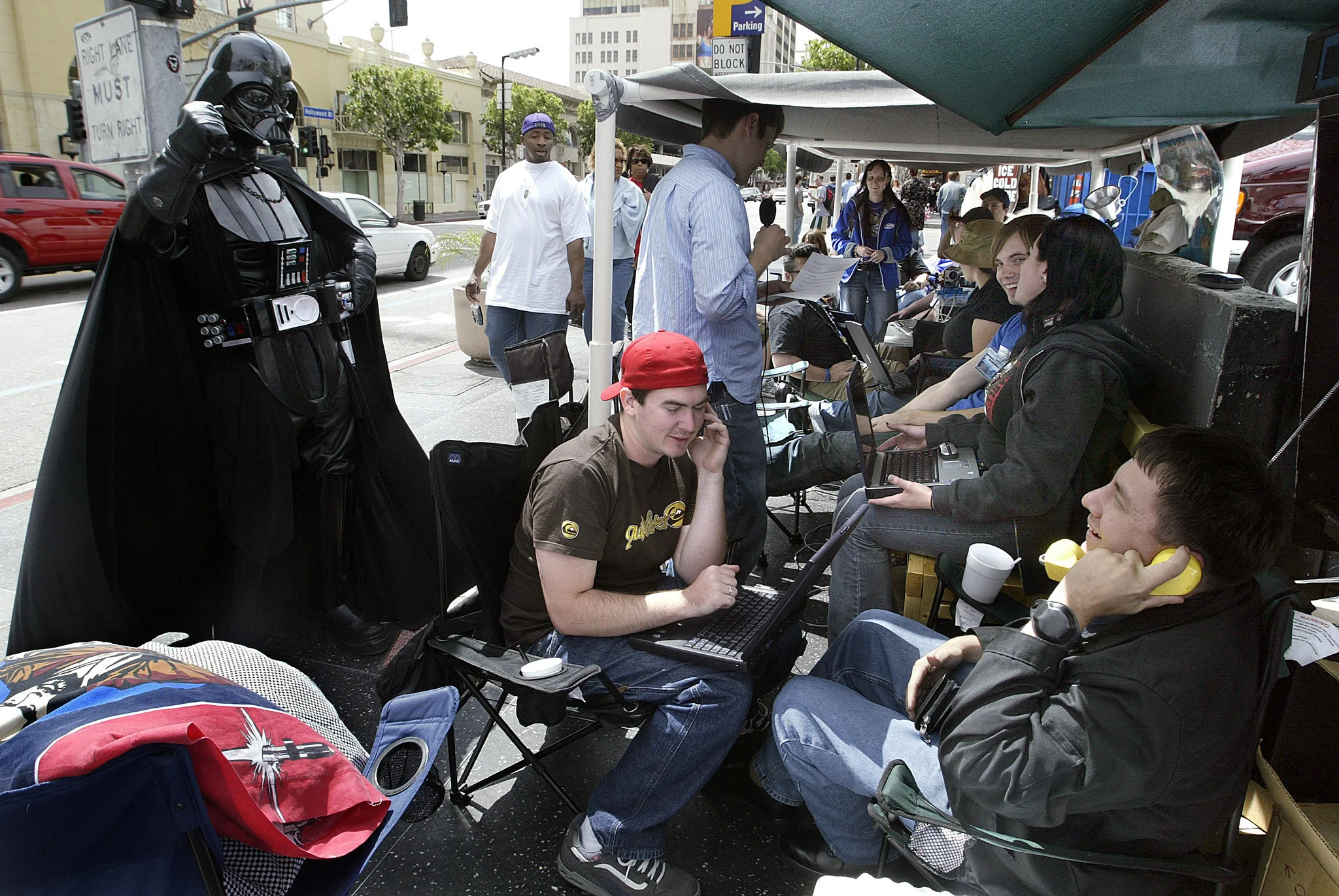 A Galaxy All Their Own: Thirty-Eight Years of Moments, Memories and Fandom Behind the Star Wars Phenomenon - Image 8