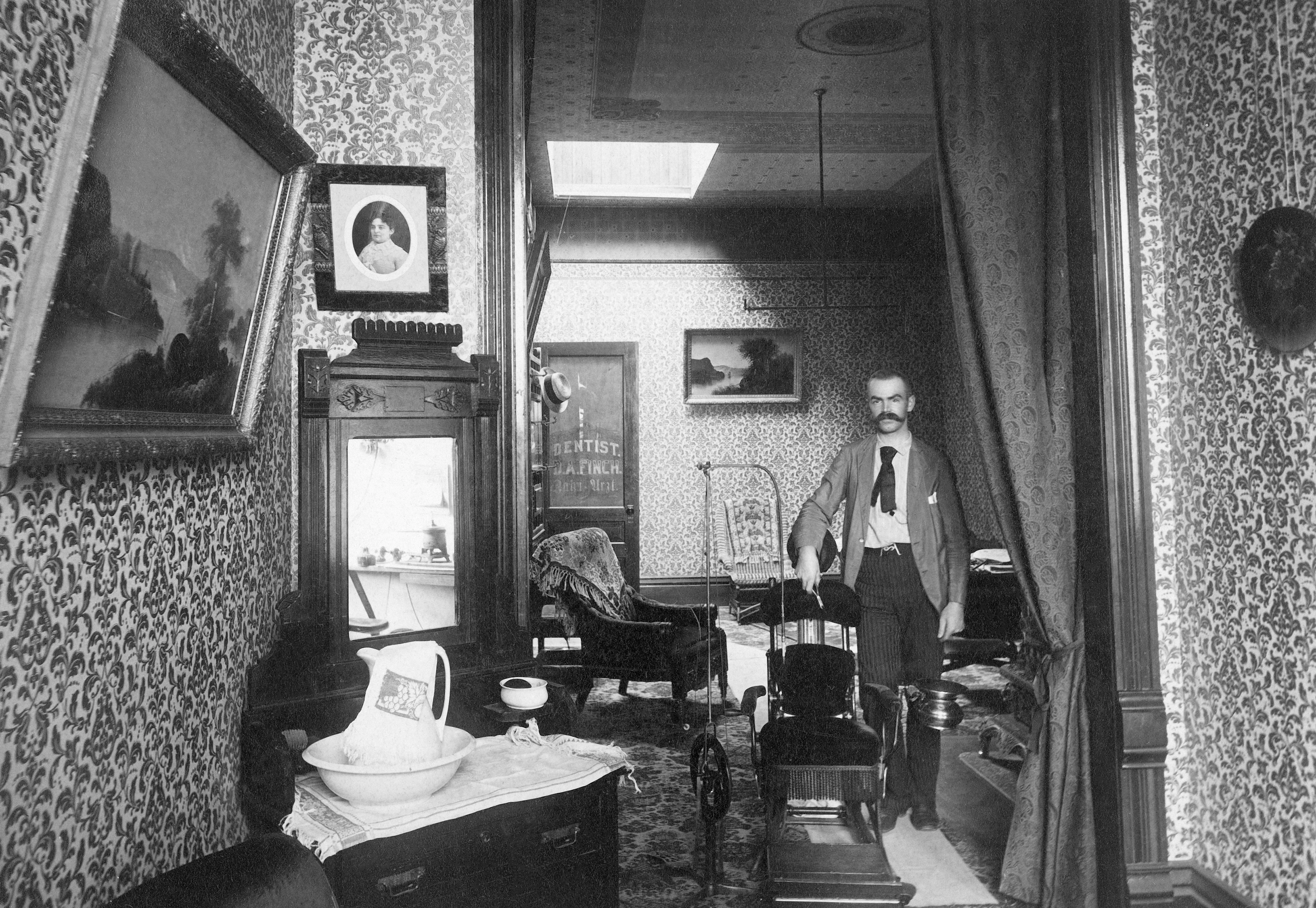 Grand Island Memories: A Pictorial History of the mid-1800s through the 1930s - Image 9