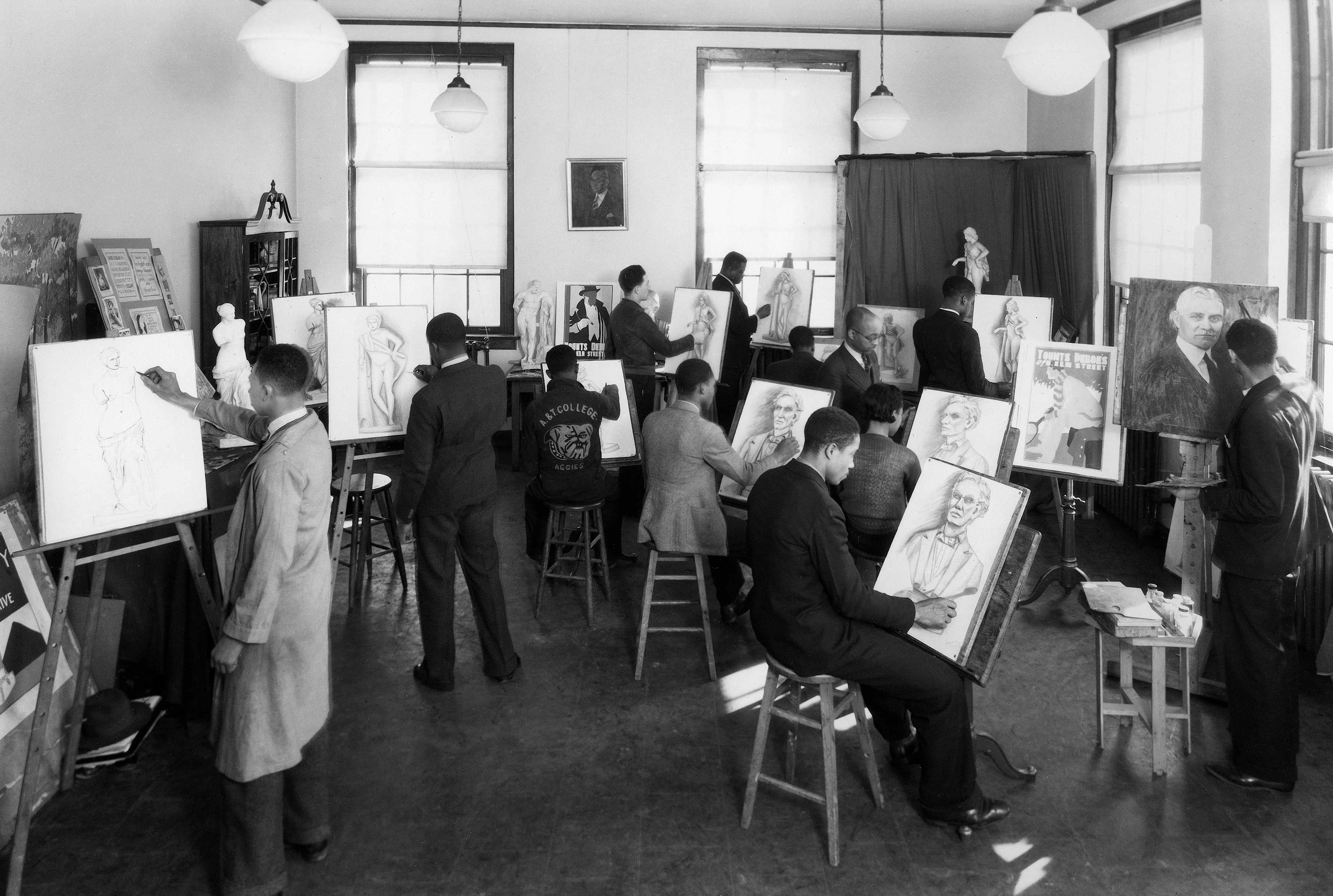 Greensboro Memories: A Pictorial History of the mid-1800s through the 1930s - Image 8