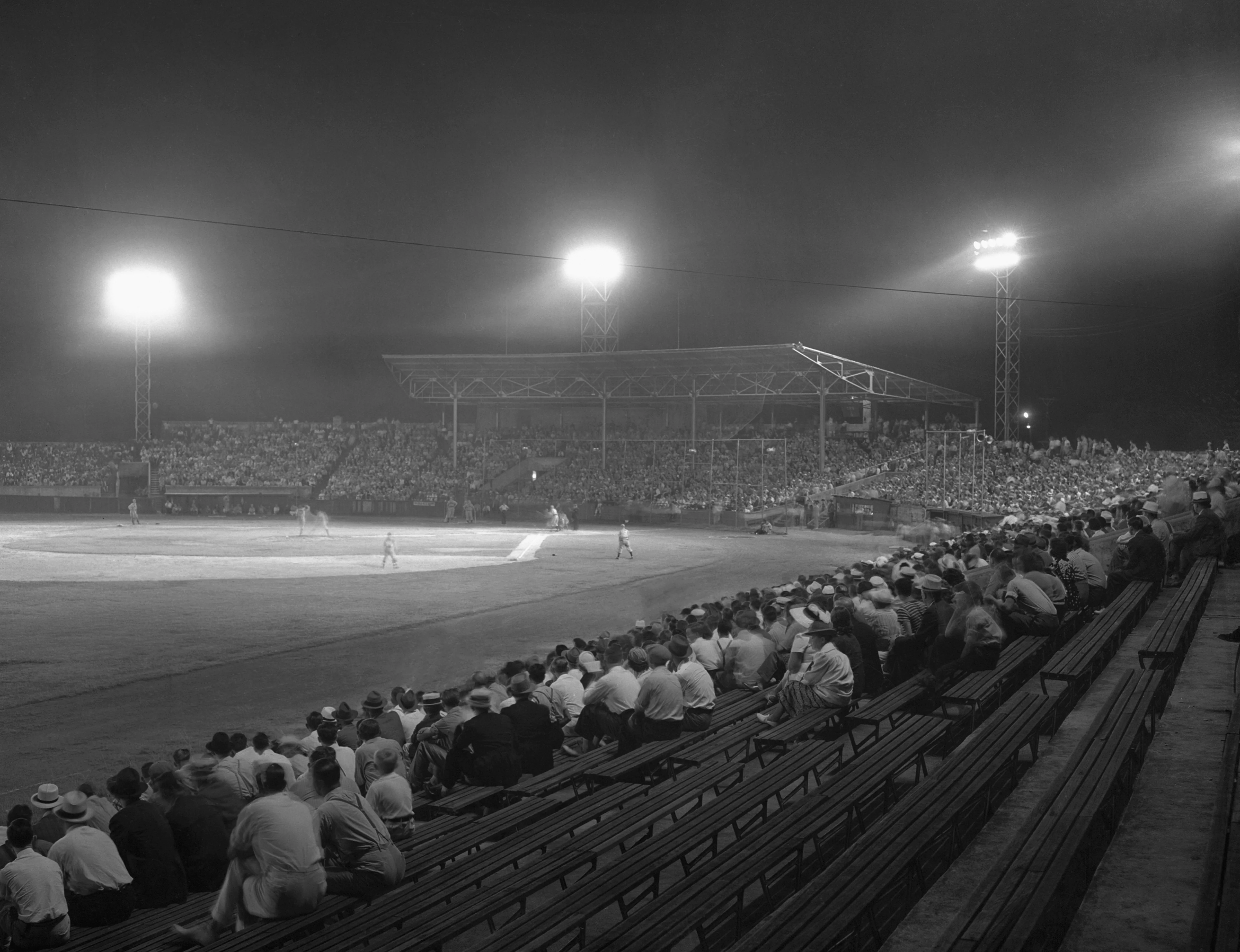 Greensboro Memories II: The 1940s, 1950s and 1960s - Image 9