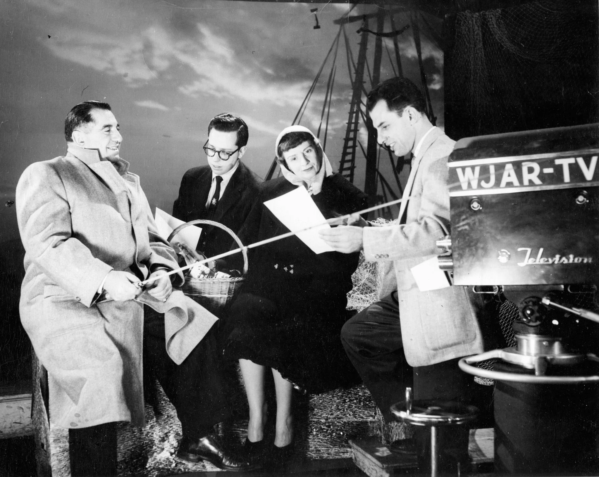 Hampshire County Memories: Volume II - The 1940s, '50s and '60s - Image 7