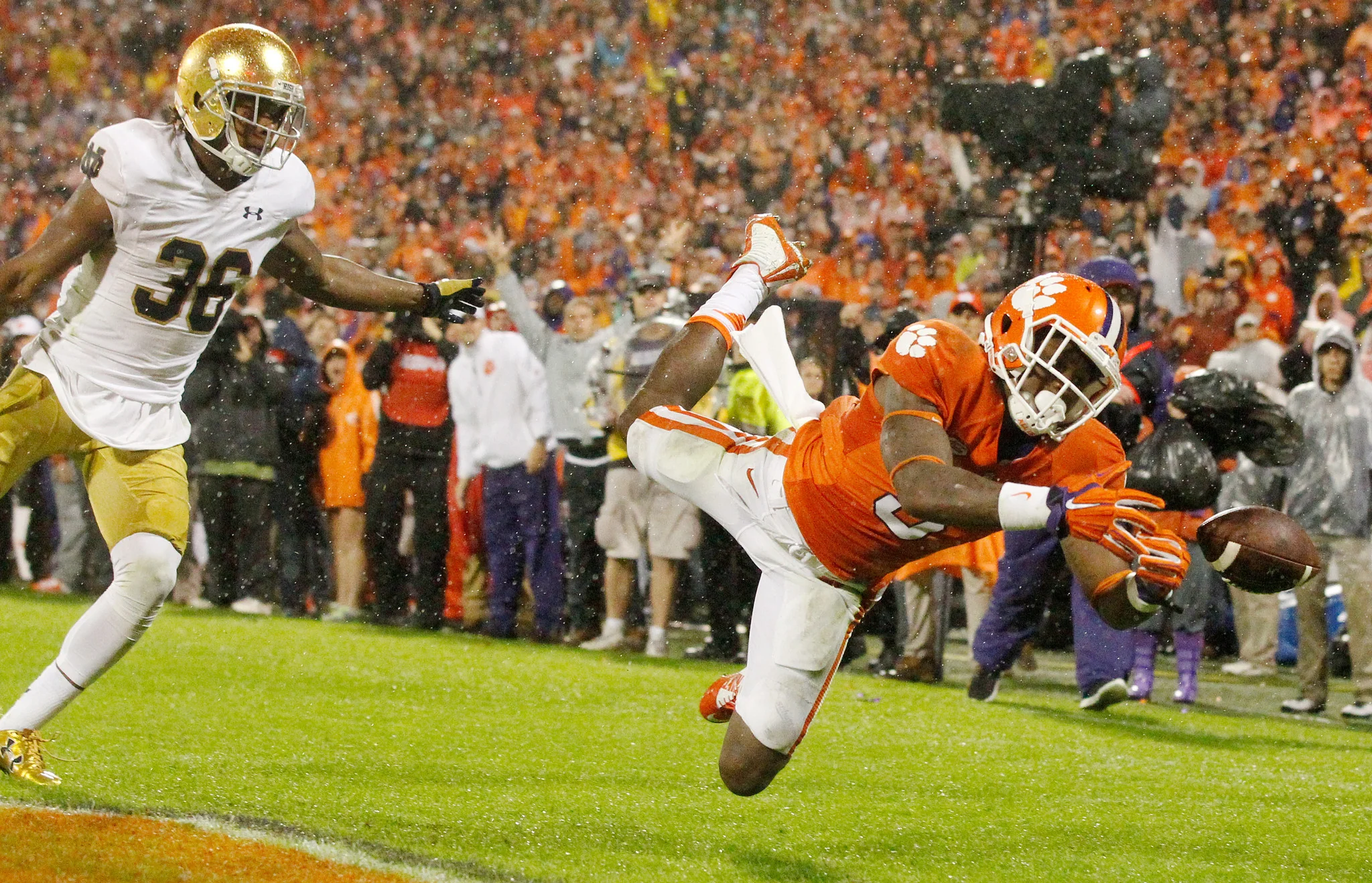 Earning the Stripes: Clemson’s 2015 Historic Football Season - Image 11