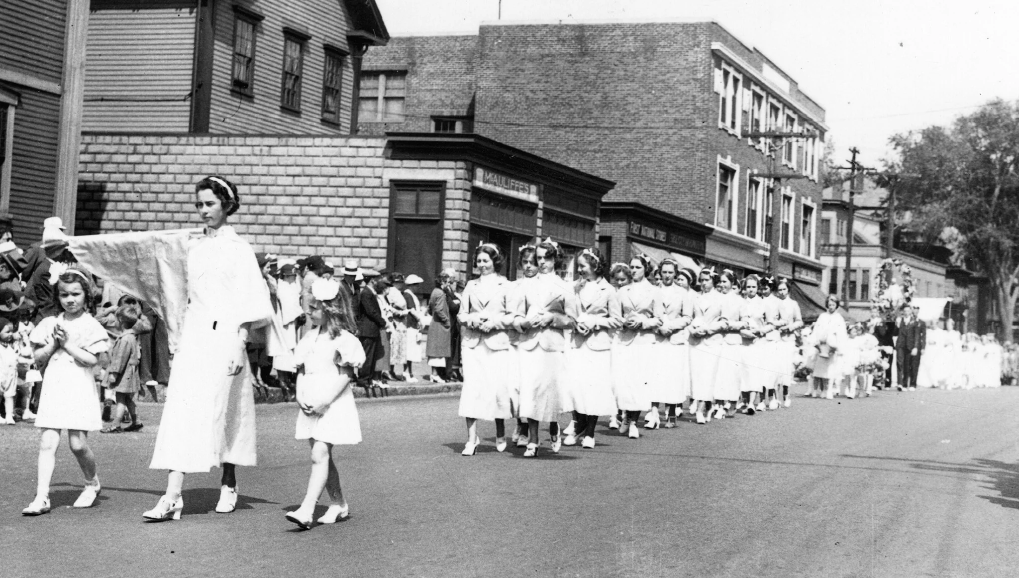 Haverhill Memories: Celebrating 375 Years - Image 6