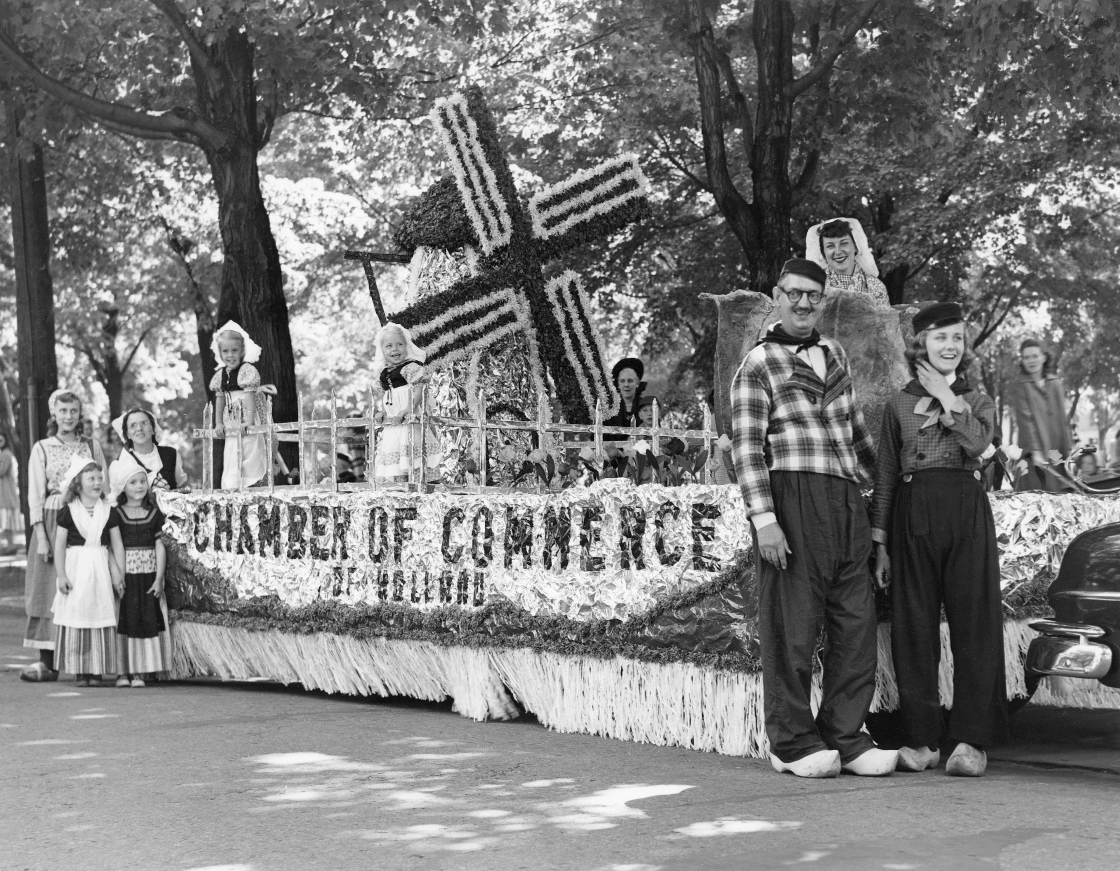 Holland Memories II: The 1940s, 1950s and 1960s - Image 10