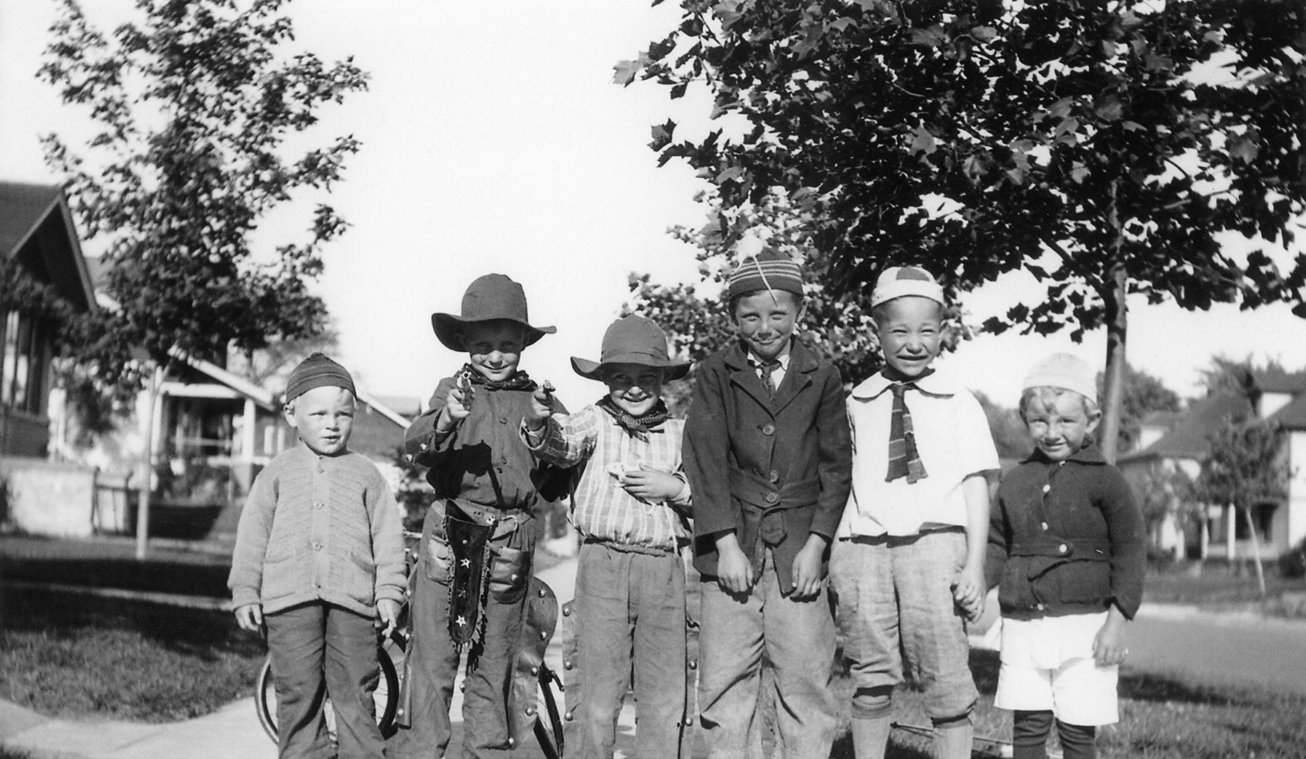 Holland Memories II: The 1940s, 1950s and 1960s - Image 14