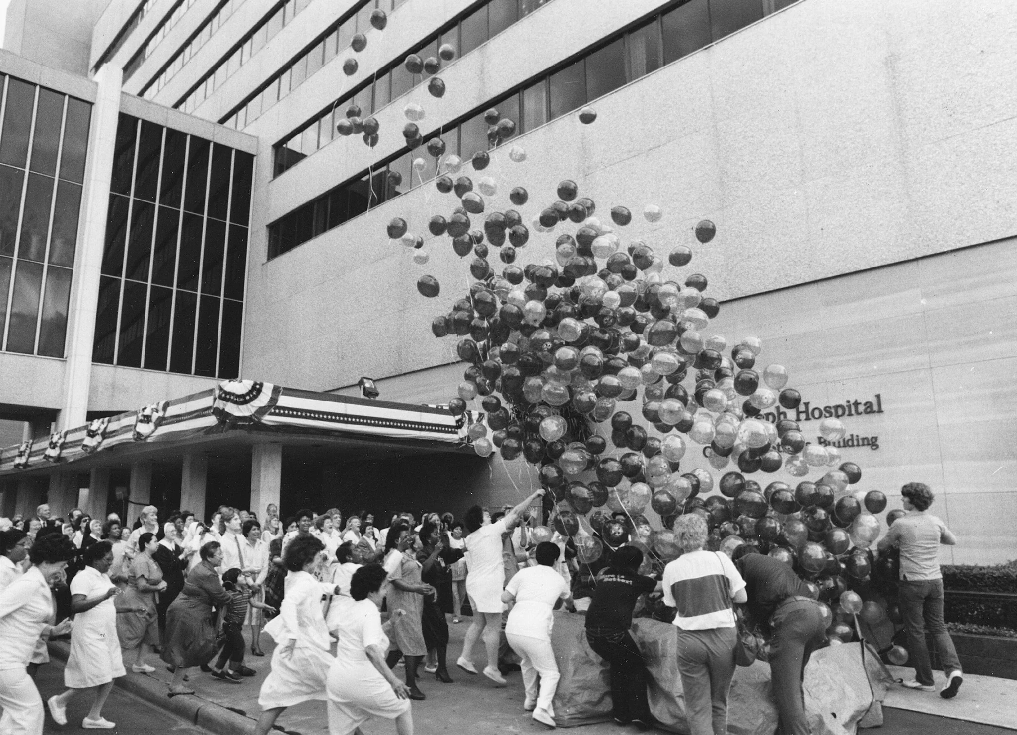 Houston 175: A Pictorial Celebration of Houston's 175-Year History - Image 12