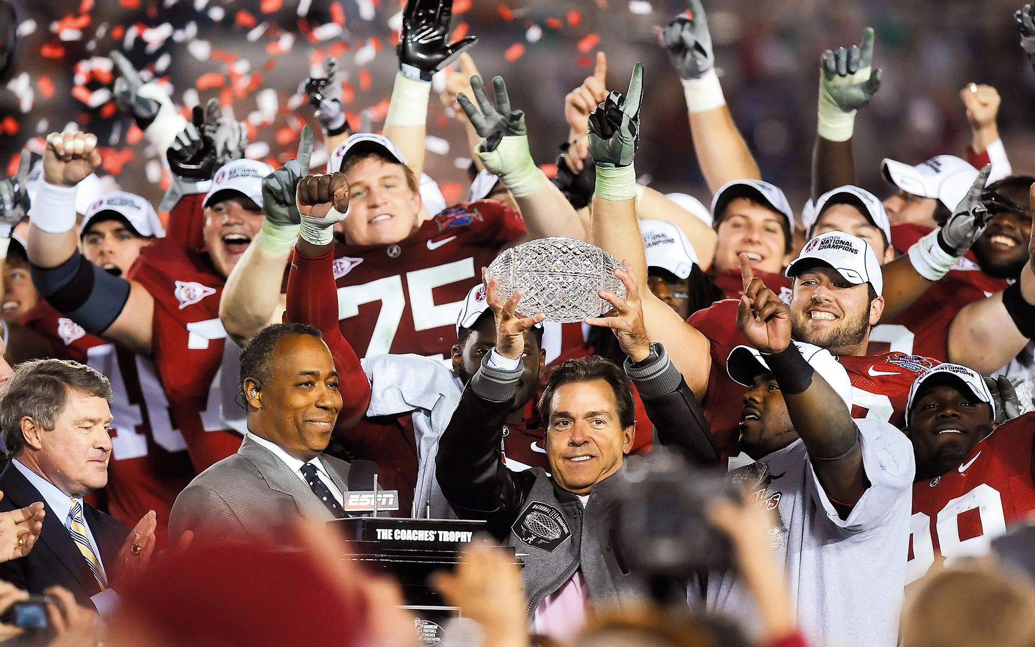 How the Tide Rolls: Alabama Returns as College Football Power In 2009 National Championship Season - Image 3