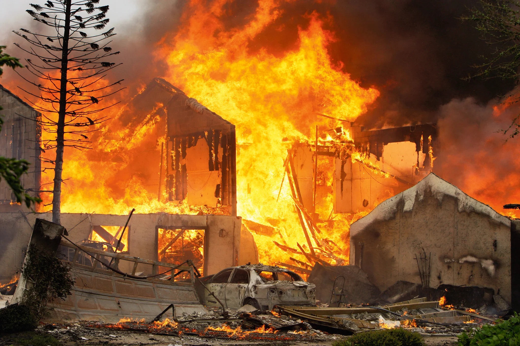 Hurricane Ike: A Photographic Account Presented by the Houston Chronicle - Image 3