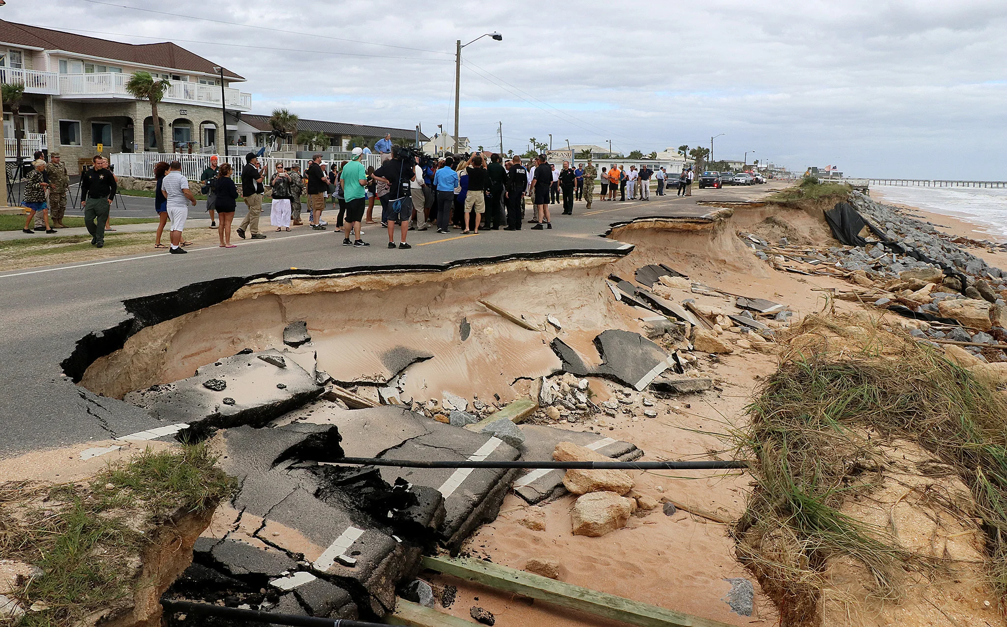 Hurricane Matthew: A Photographic Account Presented By The Daytona Beach News-Journal - Image 12