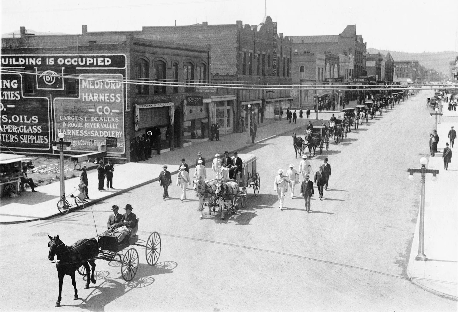 Jackson County: Looking Back | A Photographic History from the 1800s - 1939 - Image 3