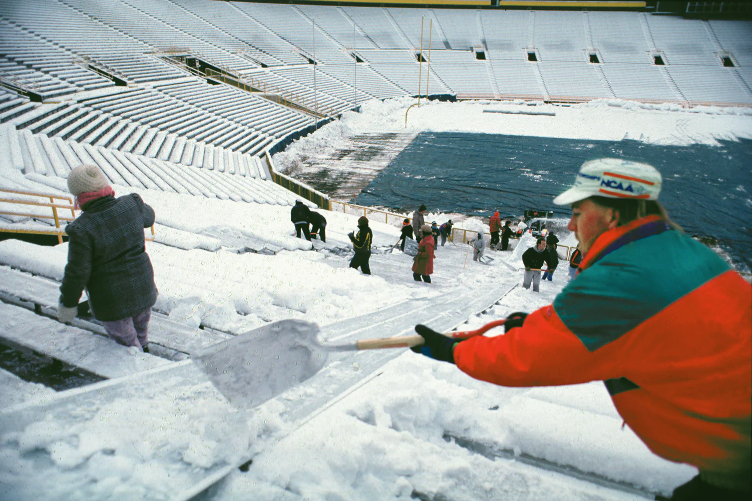 Lambeau Field: Green Bay's National Treasure (2003) - Image 5