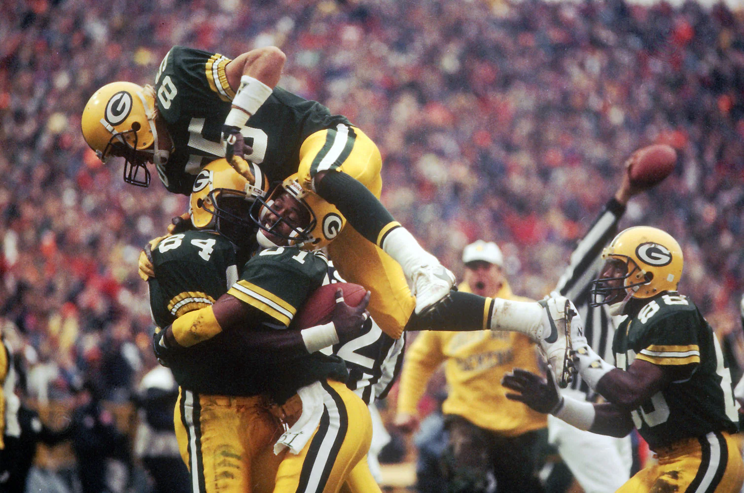 Lambeau Field: Green Bay's National Treasure (2003) - Image 8
