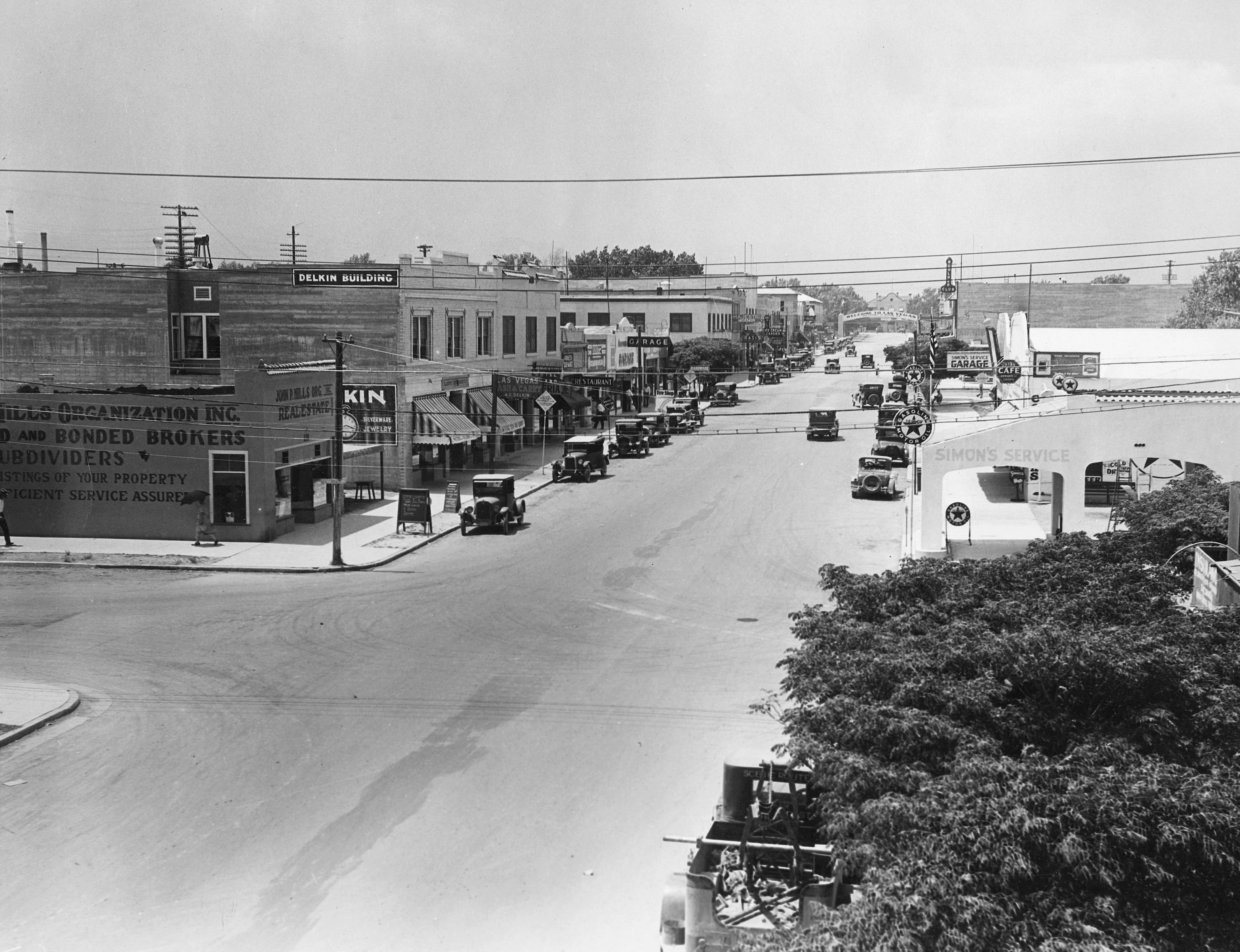 Before the Strip: Las Vegas and Southern Nevada Memories from the 1800s through the 1930s - Image 18