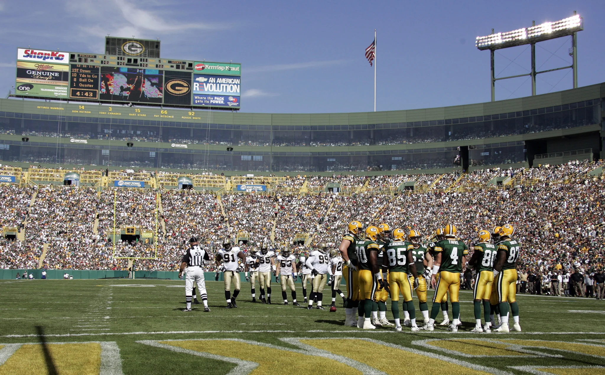 Legendary: The Unforgettable Career of Brett Favre - Image 10
