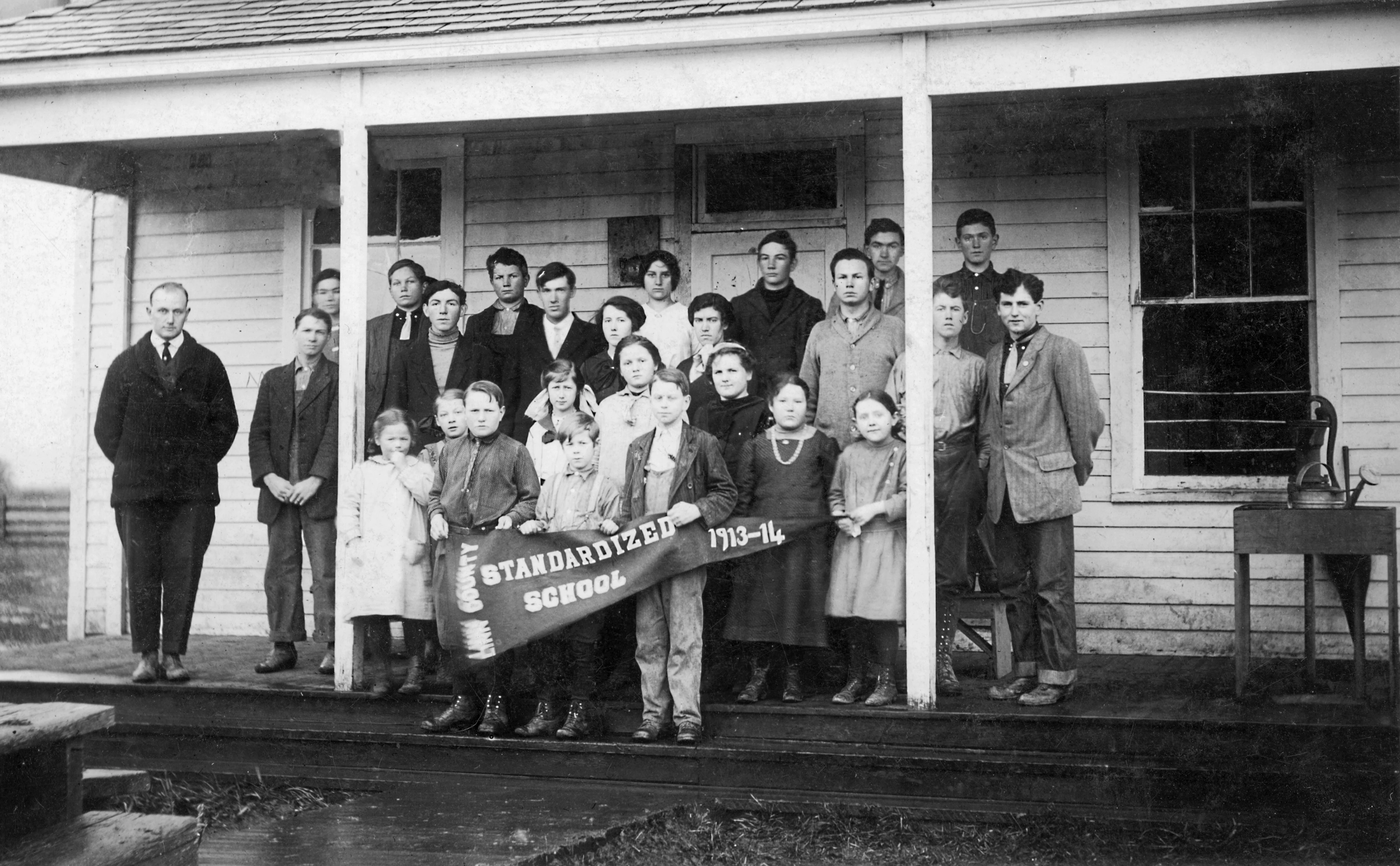 Linn County Memories II: The 1940s, 1950s and 1960s - Image 13