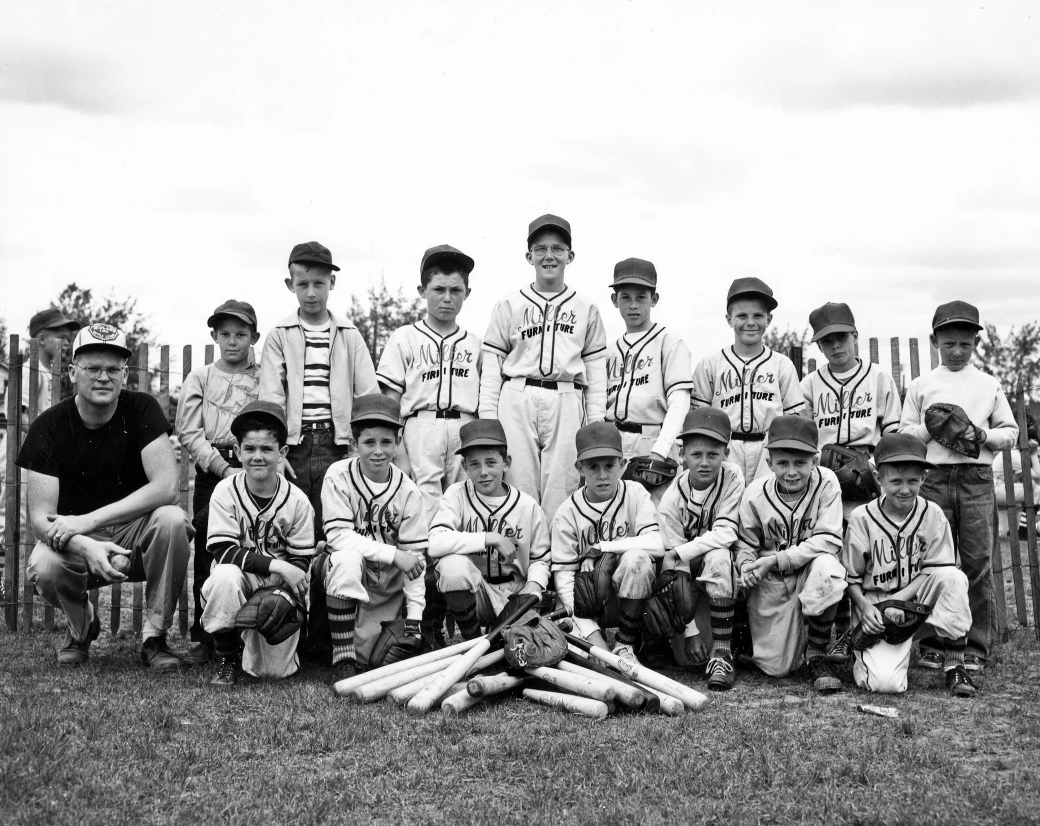 Looking Back: 150 Years of Memories and a Pictorial History of Midland County - Image 4