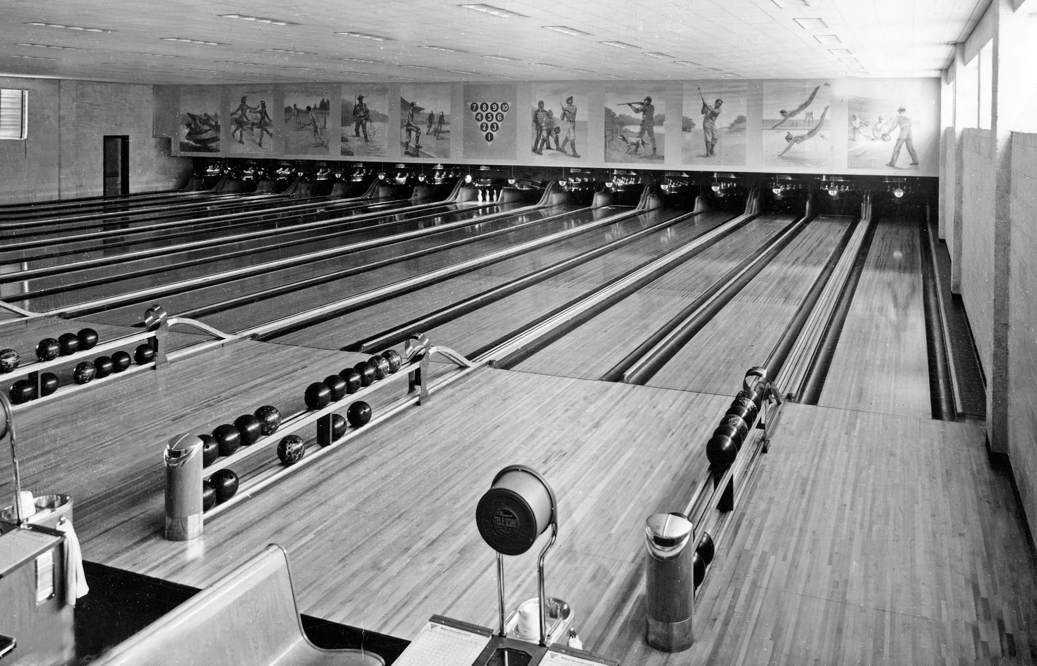 Looking Back: 150 Years of Memories and a Pictorial History of Midland County - Image 9