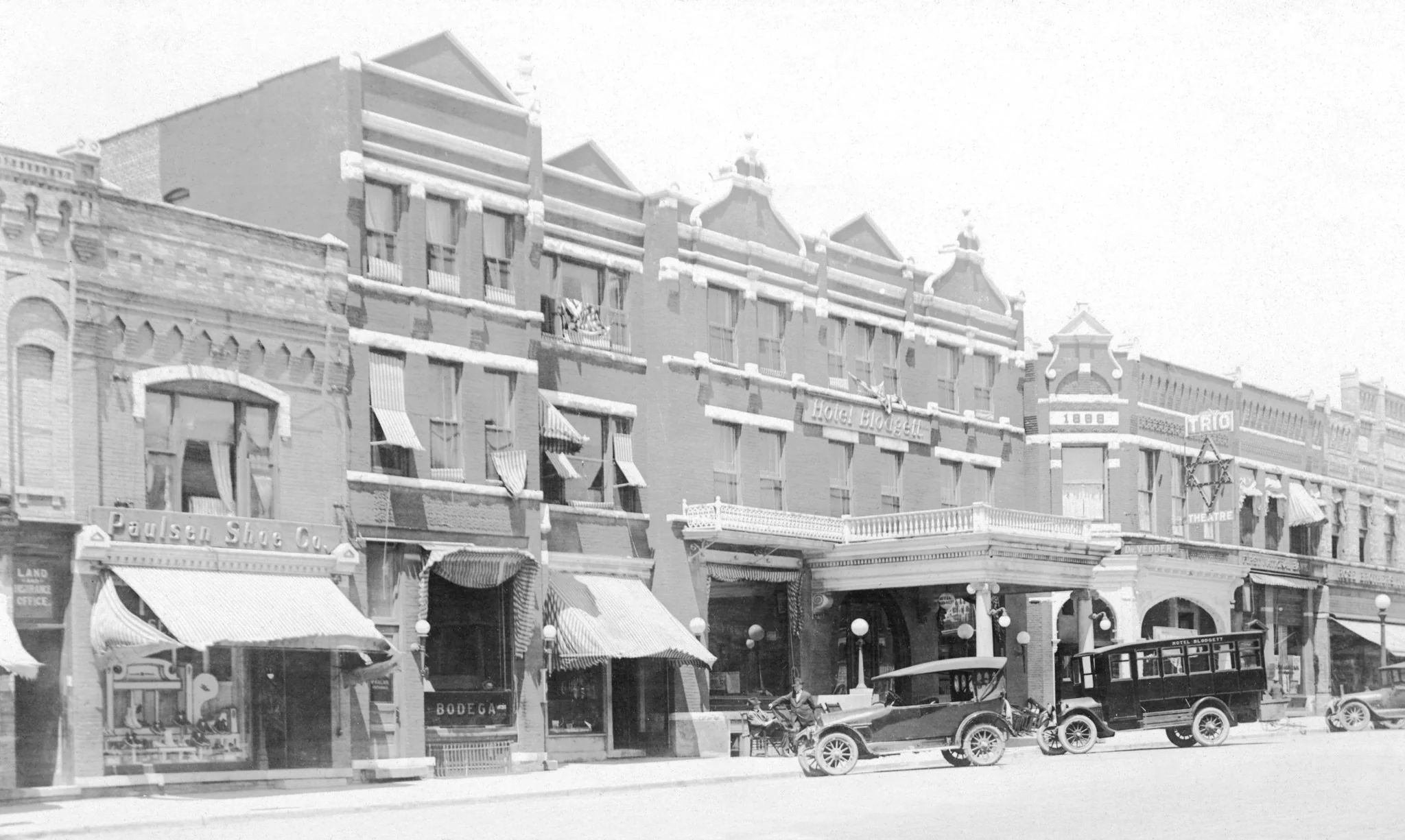 Marshfield Memories: The Early Years - Image 5