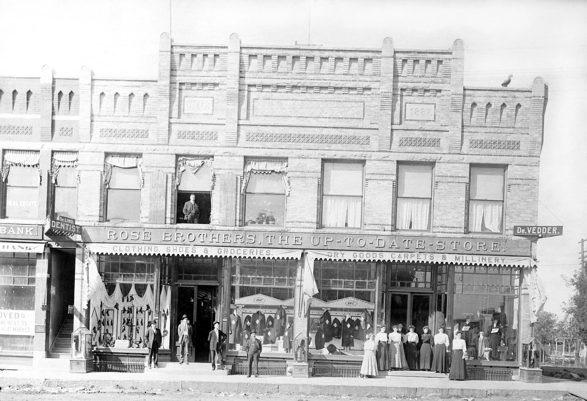 Marshfield Memories: The Early Years - Image 6