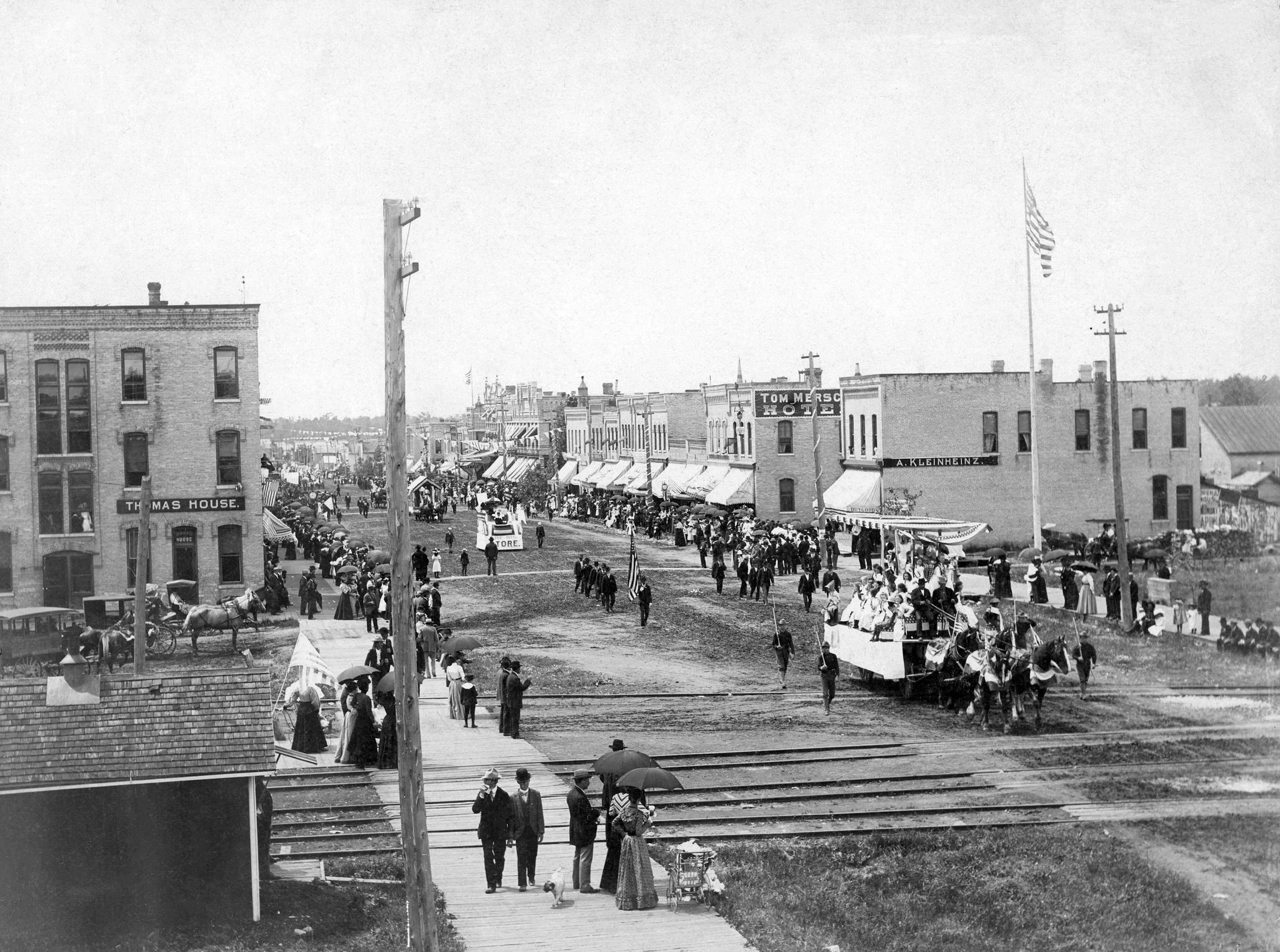 Marshfield Memories: The Early Years - Image 8