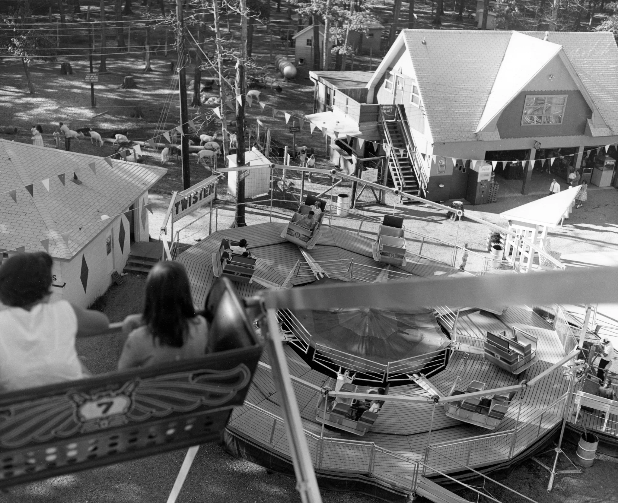 Volume II: Memories Along the South Shore: The 1940s, 1950s and 1960s - Image 9
