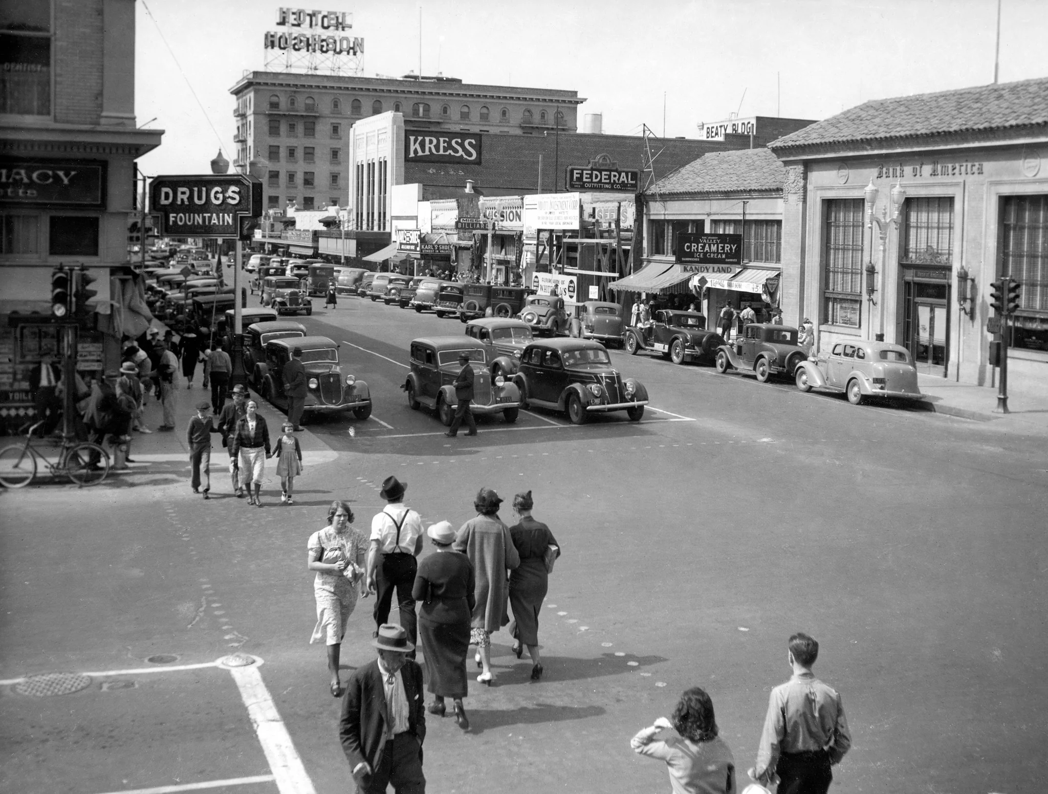 Modesto Memories: The Early Years - Image 12