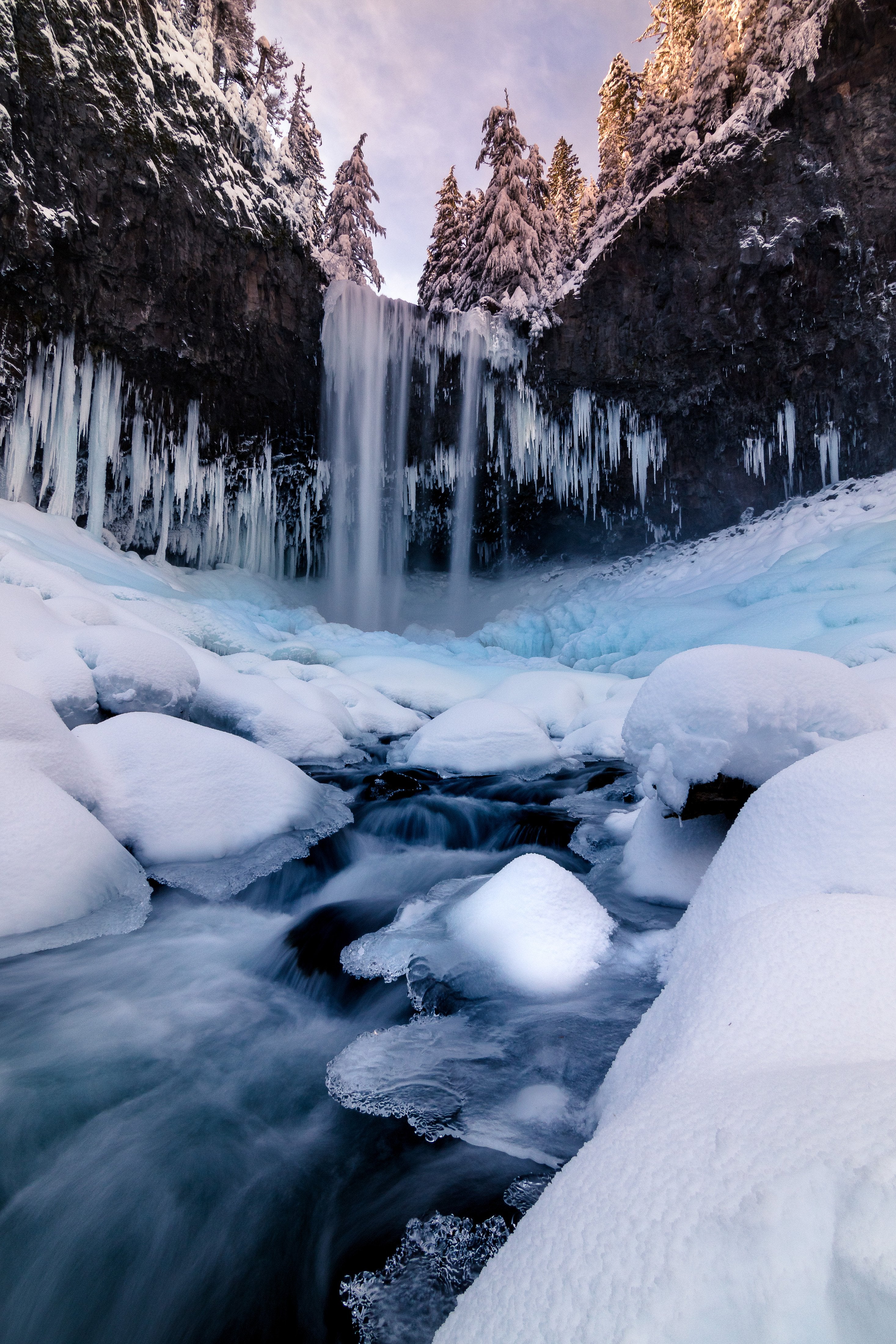 Mount Hood Revealed: 11,240 Feet of Oregon History, Adventure and Magnificence - Image 9
