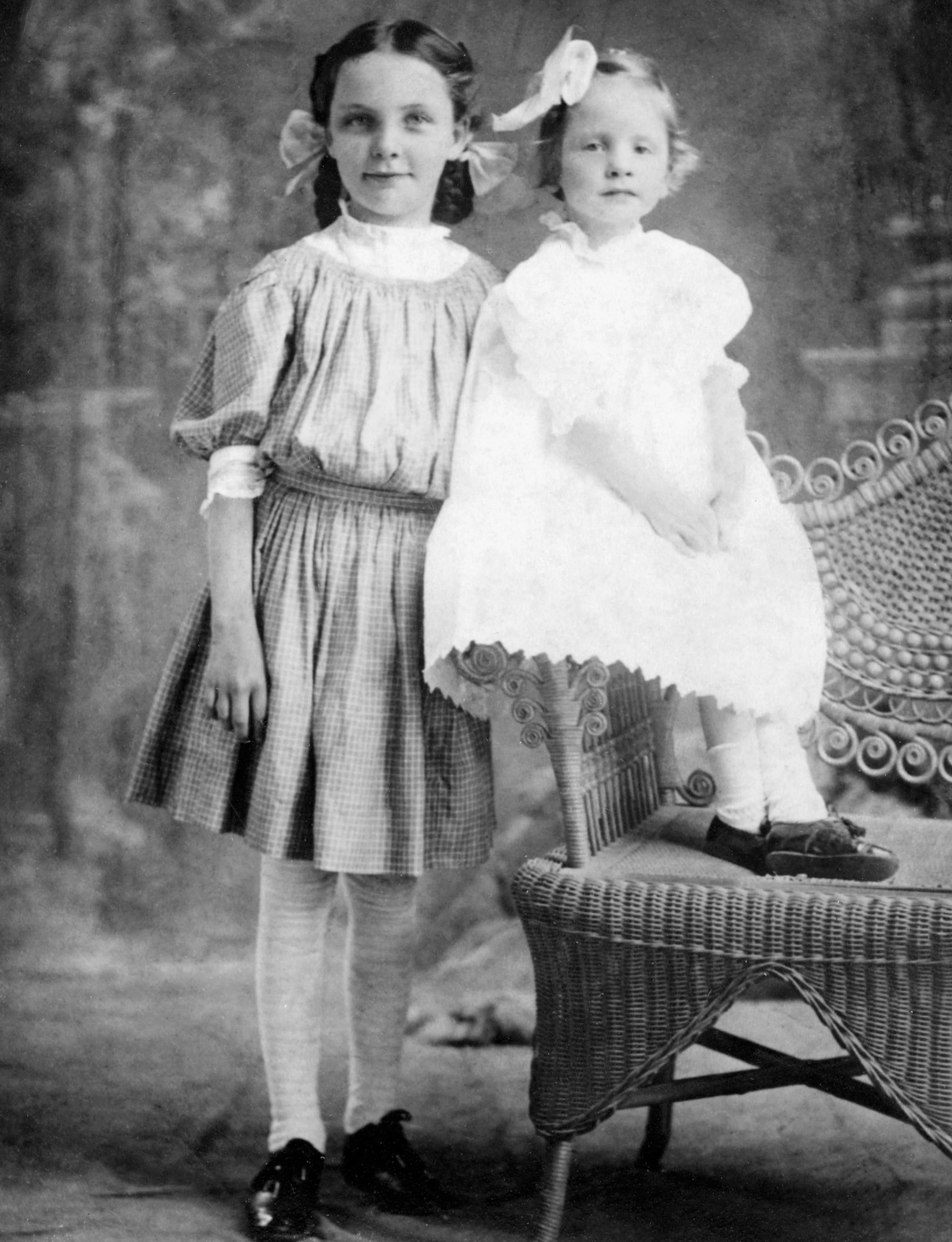 Mountain Empire Memories: A Photographic History of the Early Years - Image 6