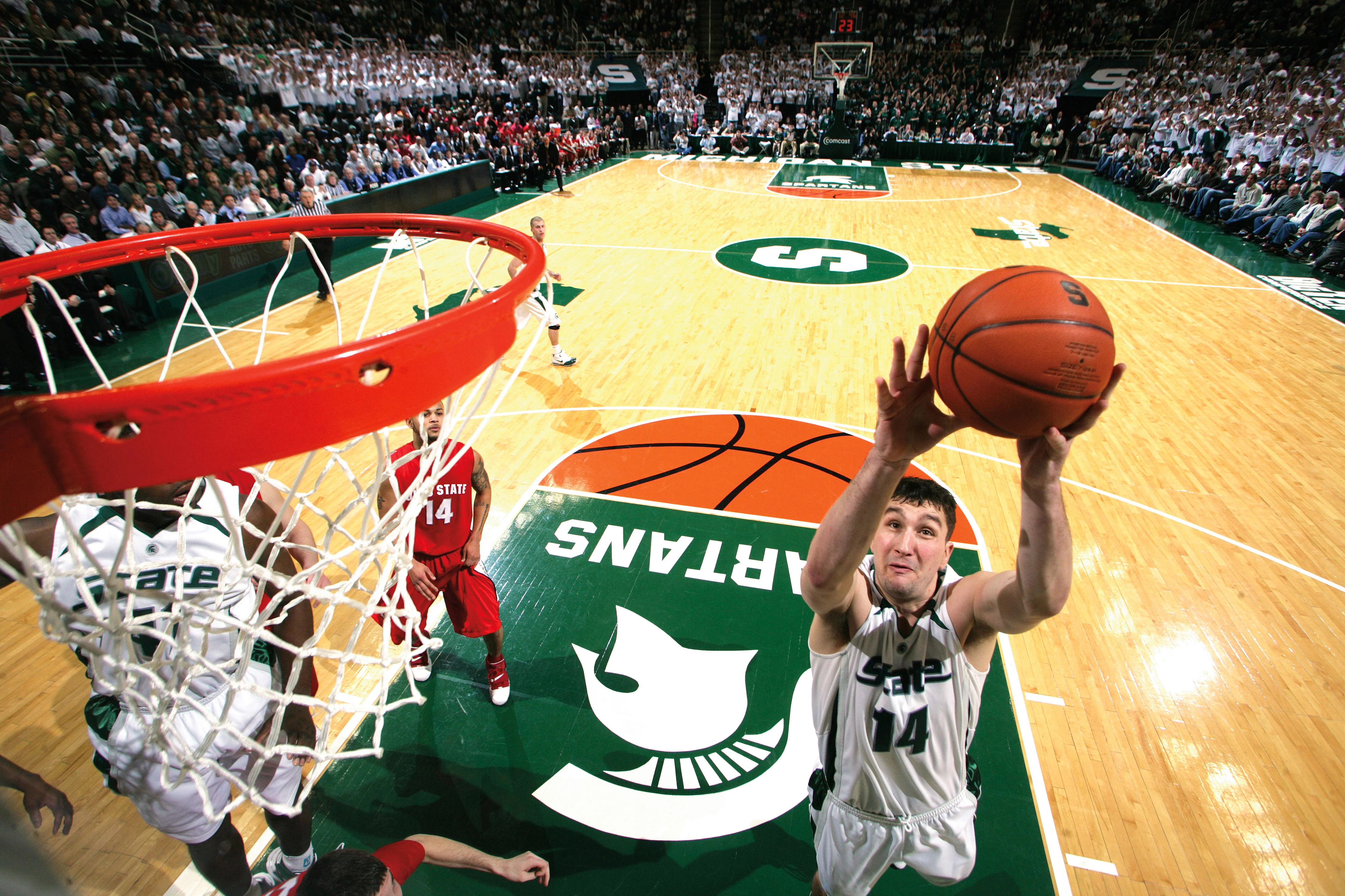 Mr. March: 25 Years of Spartans Glory - Image 3