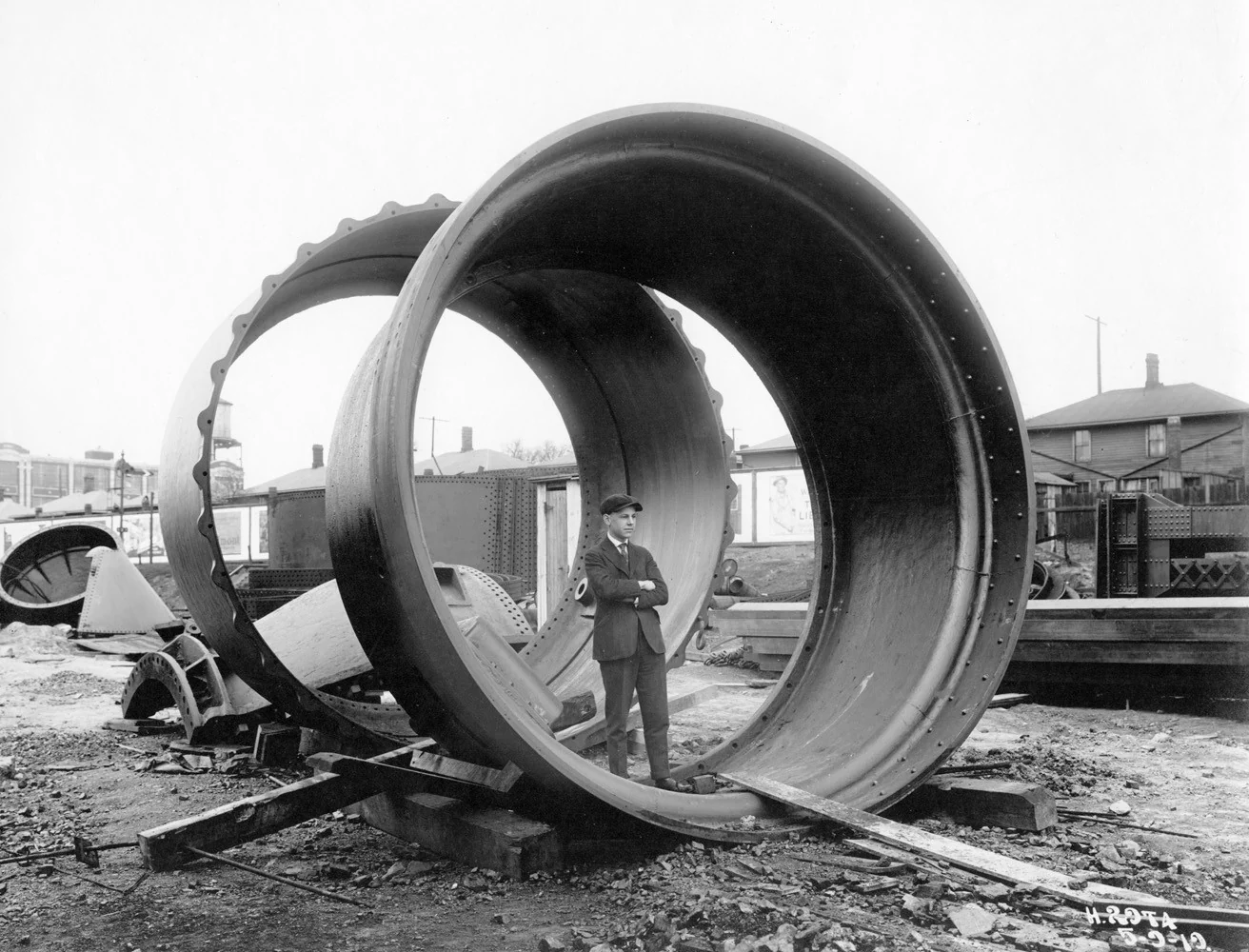 Niagara Falls Memories: A Photographic History - 1800s-1969 - Image 3
