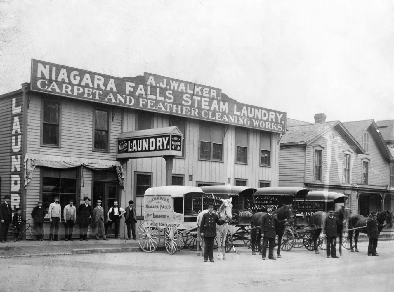 Niagara Falls Memories: A Photographic History - 1800s-1969 - Image 5