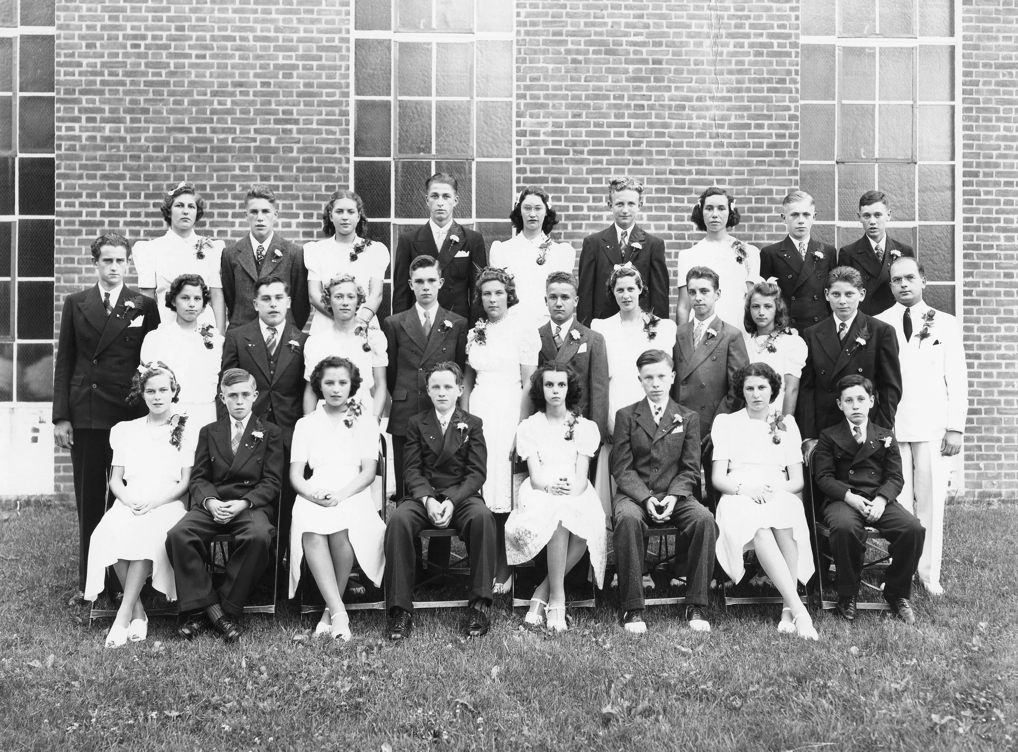 Norwich Memories: A Pictorial History of Norwich from the 1800s through the 1960s - Image 2