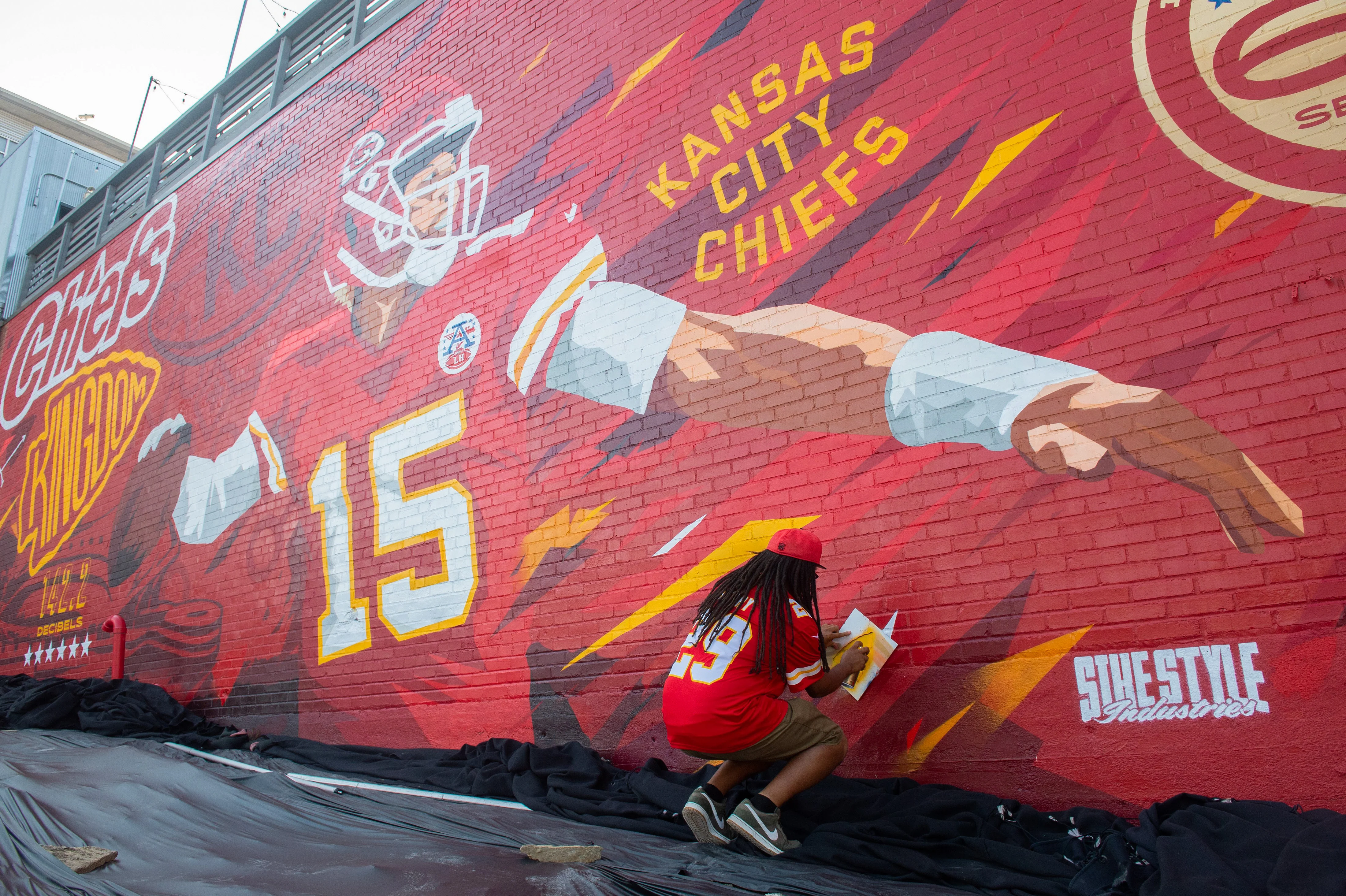 Patrick Mahomes: The Rise of a Champion: Foreword by Patrick Mahomes - Image 3